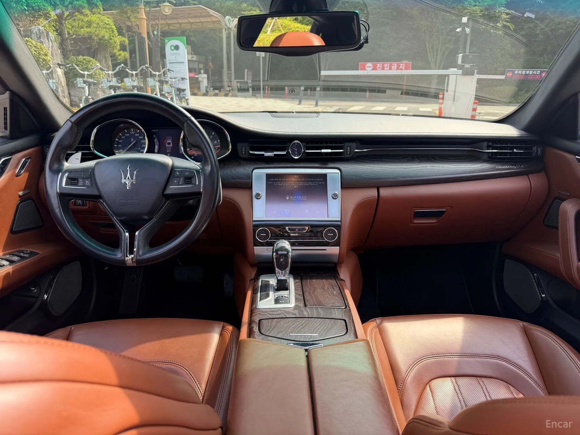 Maserati Quattroporte превью 19