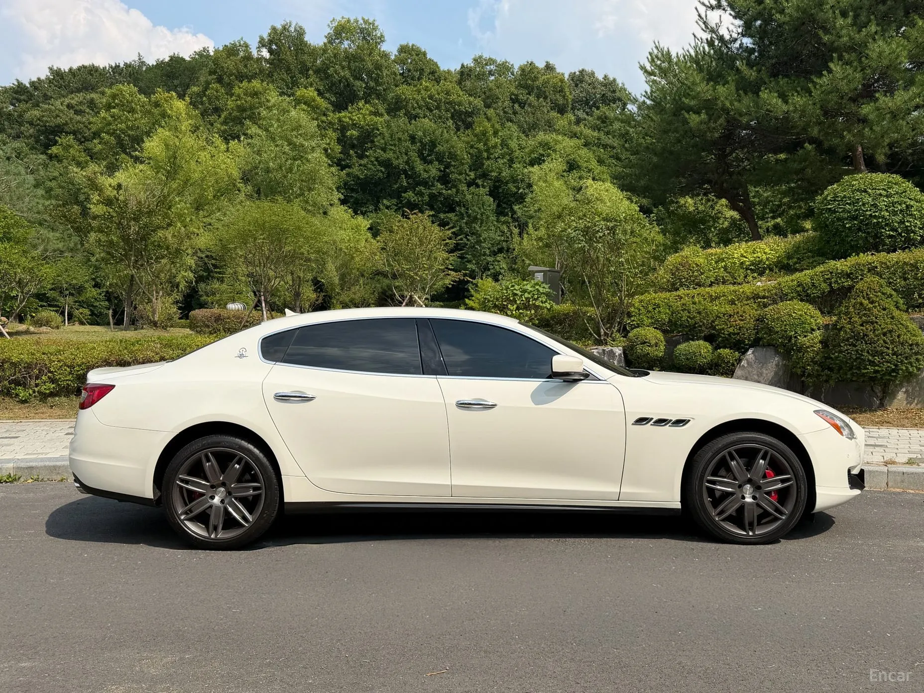 Maserati Quattroporte превью 4