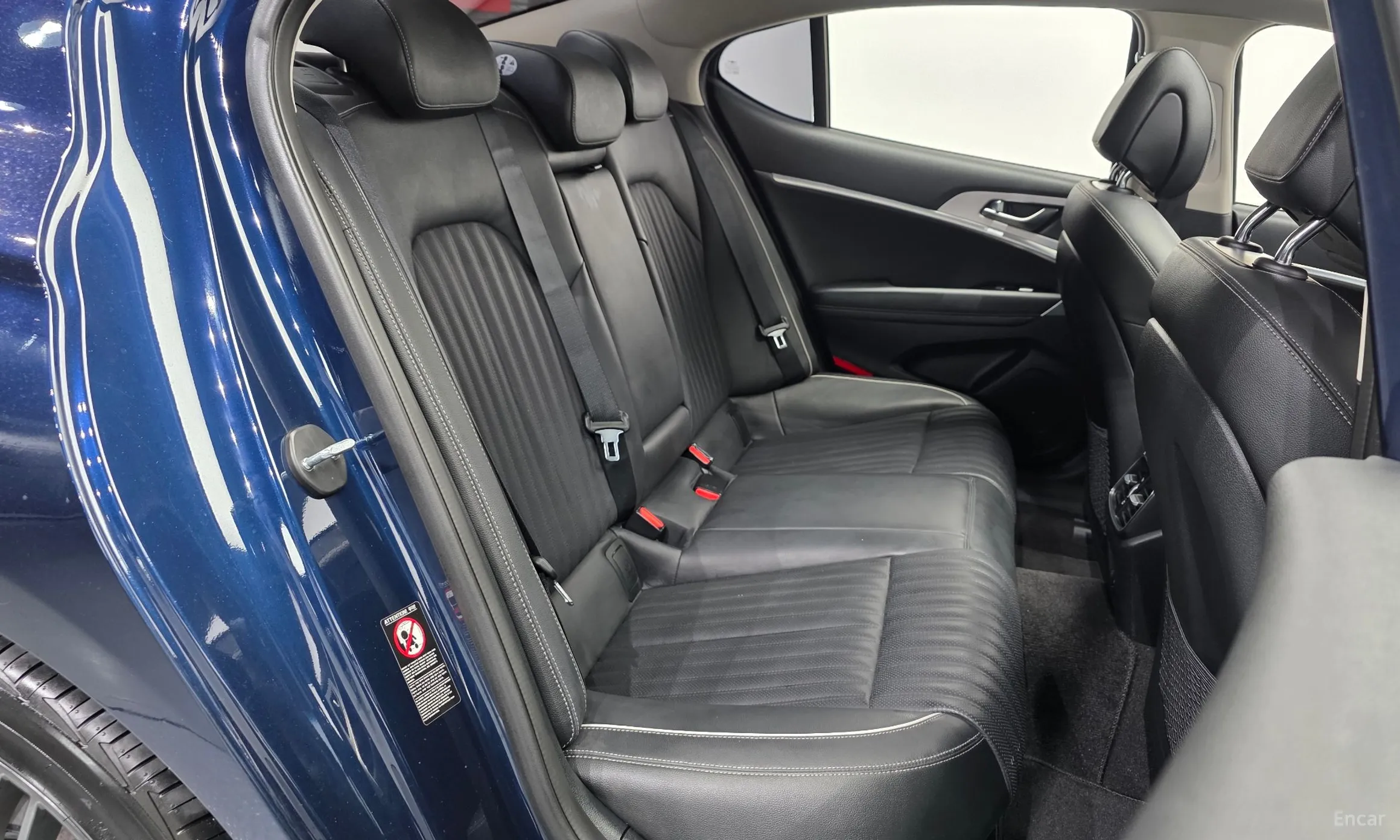 Genesis G70 превью 12