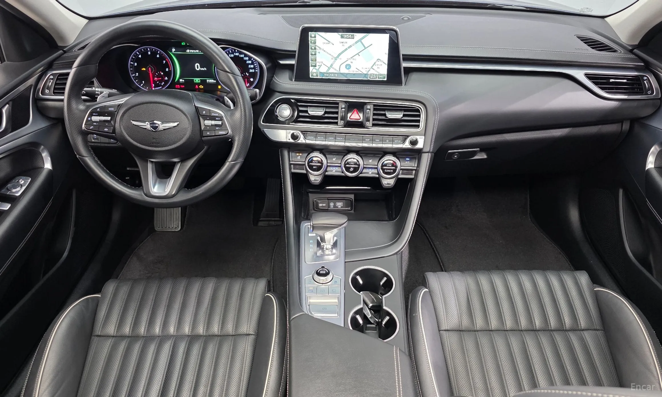 Genesis G70 превью 7