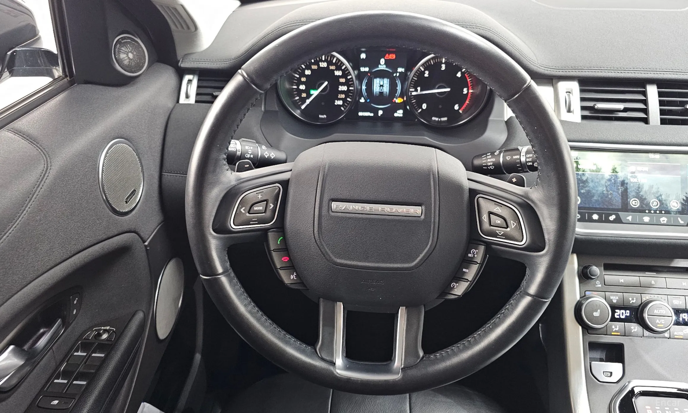 Land Rover Range Rover Evoque превью 14