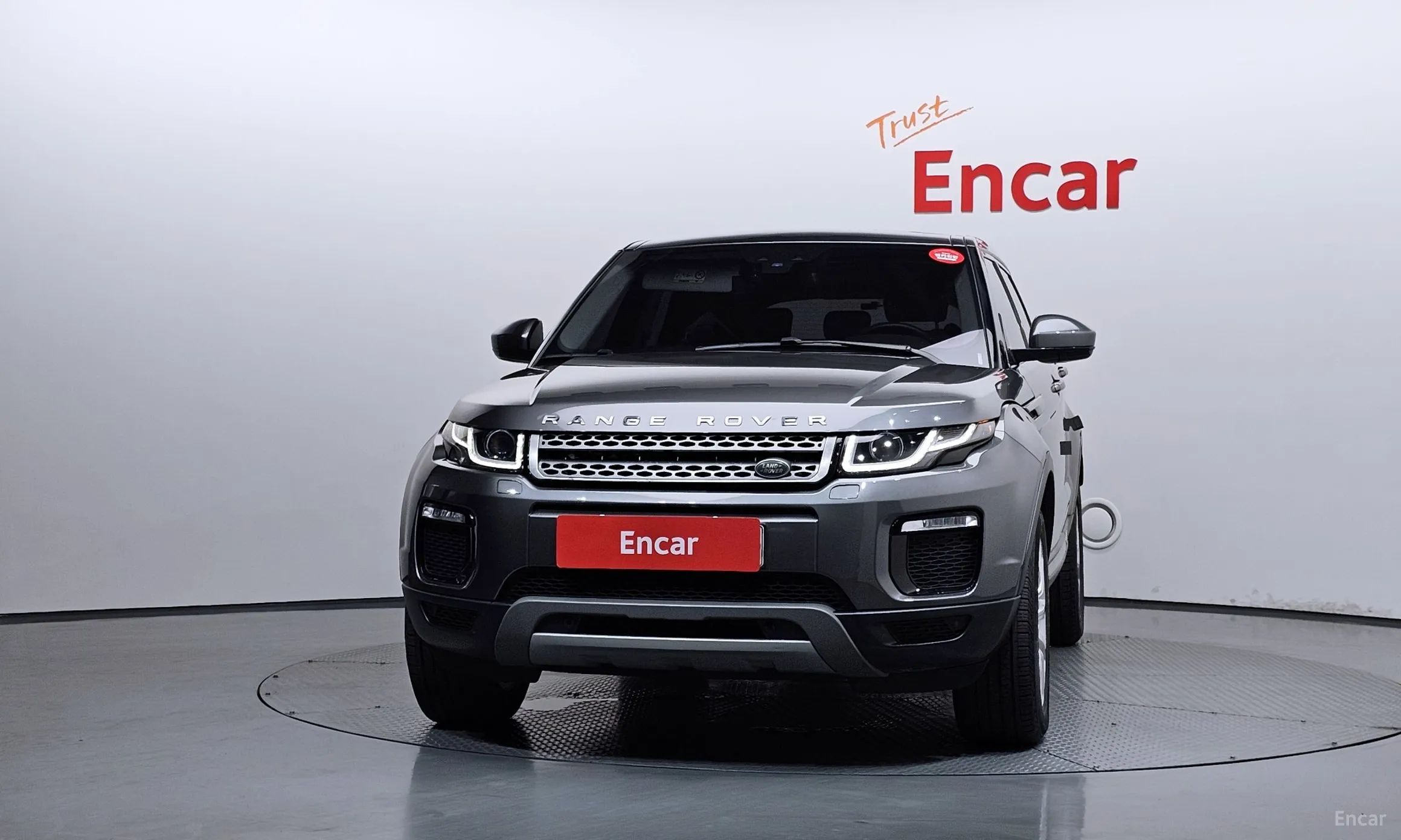 Land Rover Range Rover Evoque превью 3