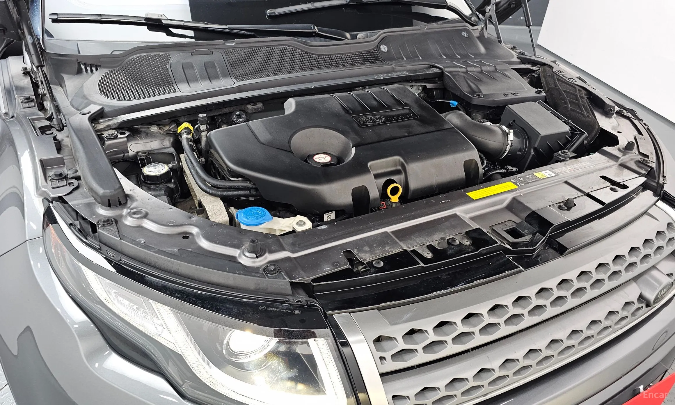 Land Rover Range Rover Evoque превью 6