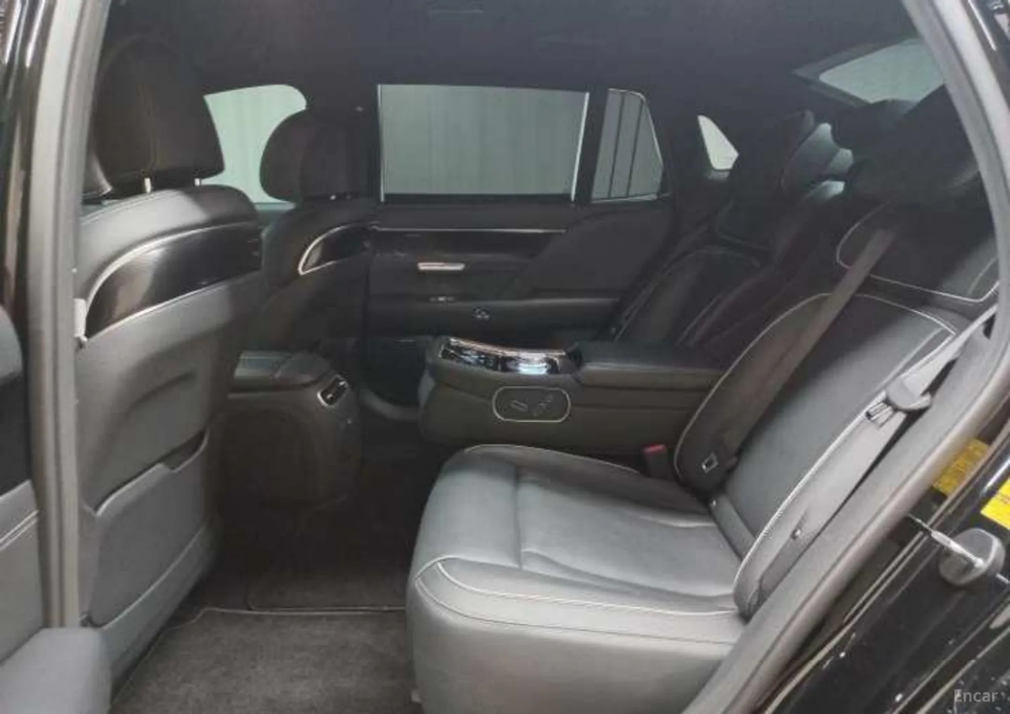 Genesis G90 (RS4) превью 6