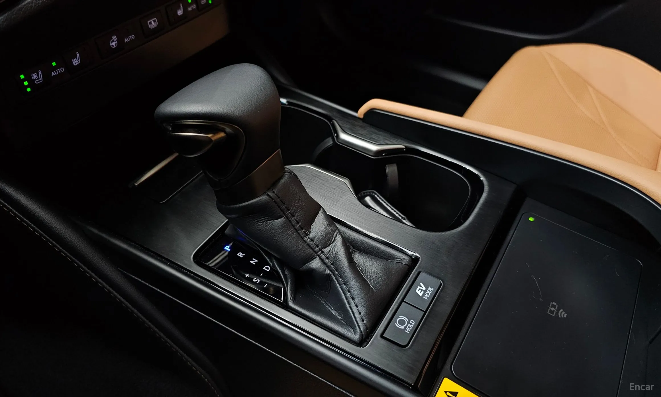 Lexus ES300h 7th Generation превью 9
