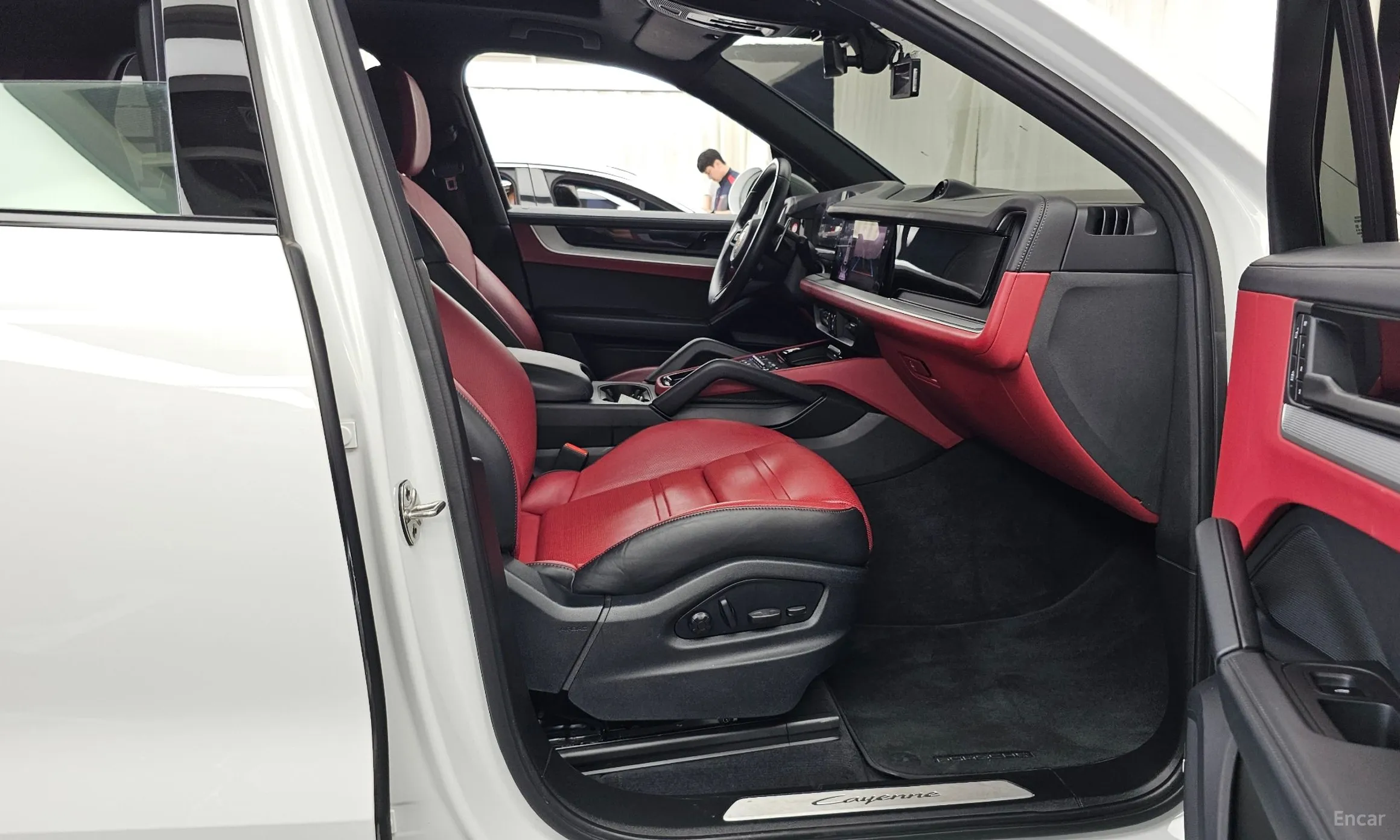 Porsche Cayenne (PO536) превью 11
