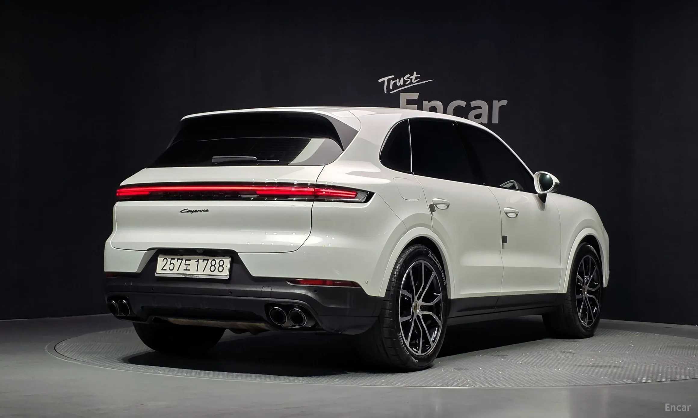 Porsche Cayenne (PO536)