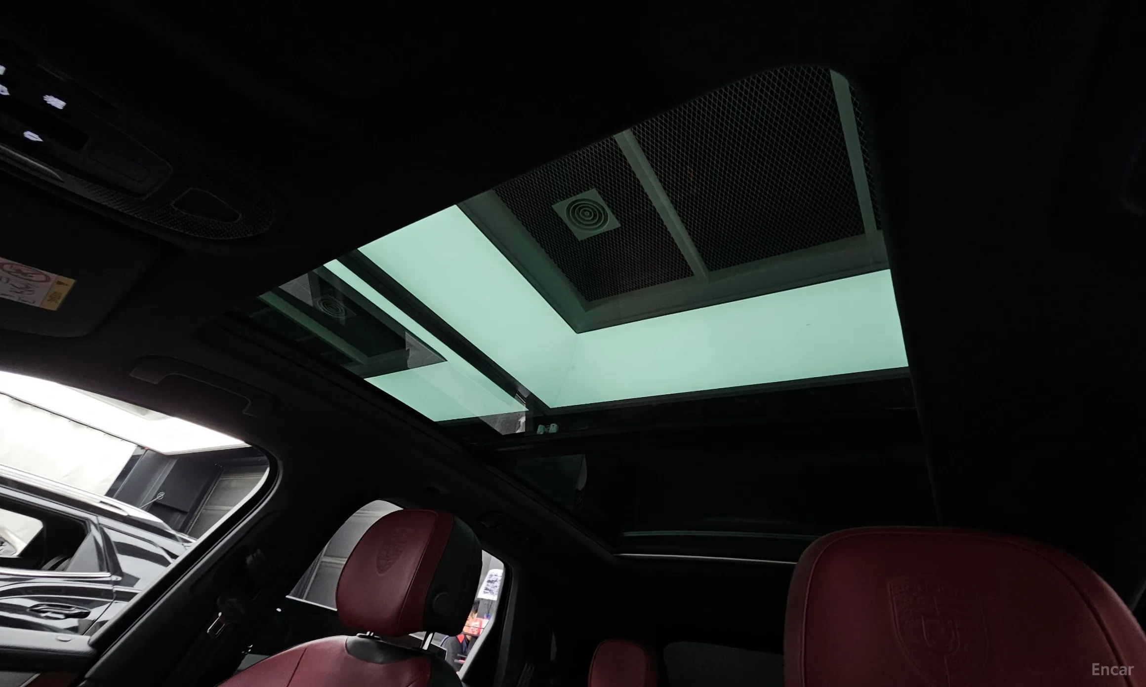 Porsche Cayenne (PO536) превью 17