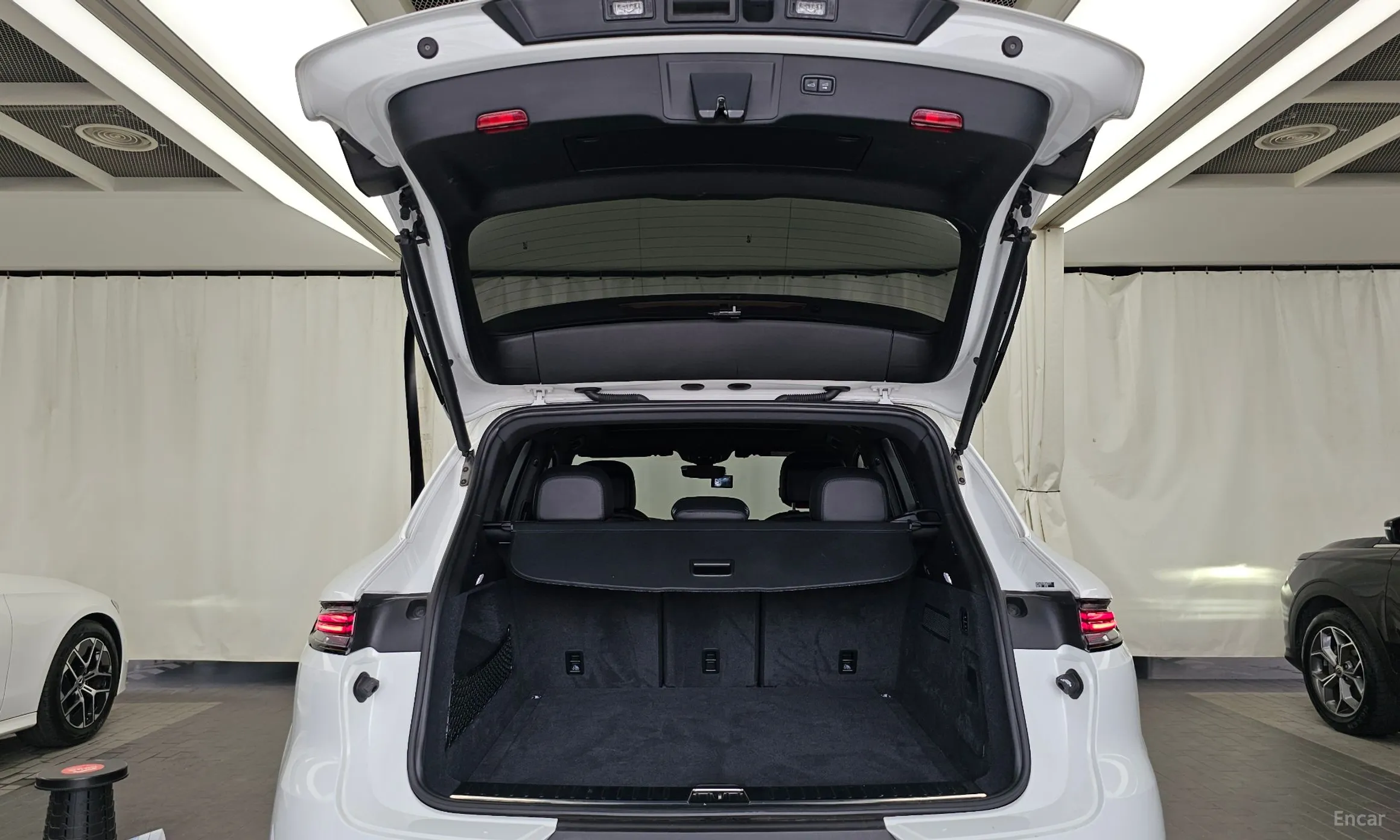 Porsche Cayenne (PO536) превью 20