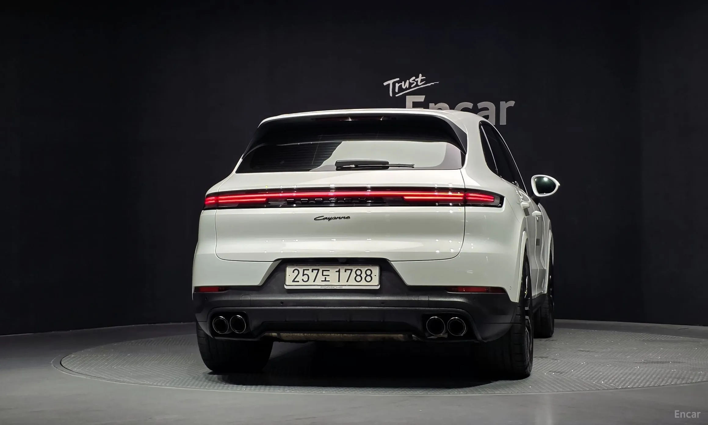 Porsche Cayenne (PO536) превью 4