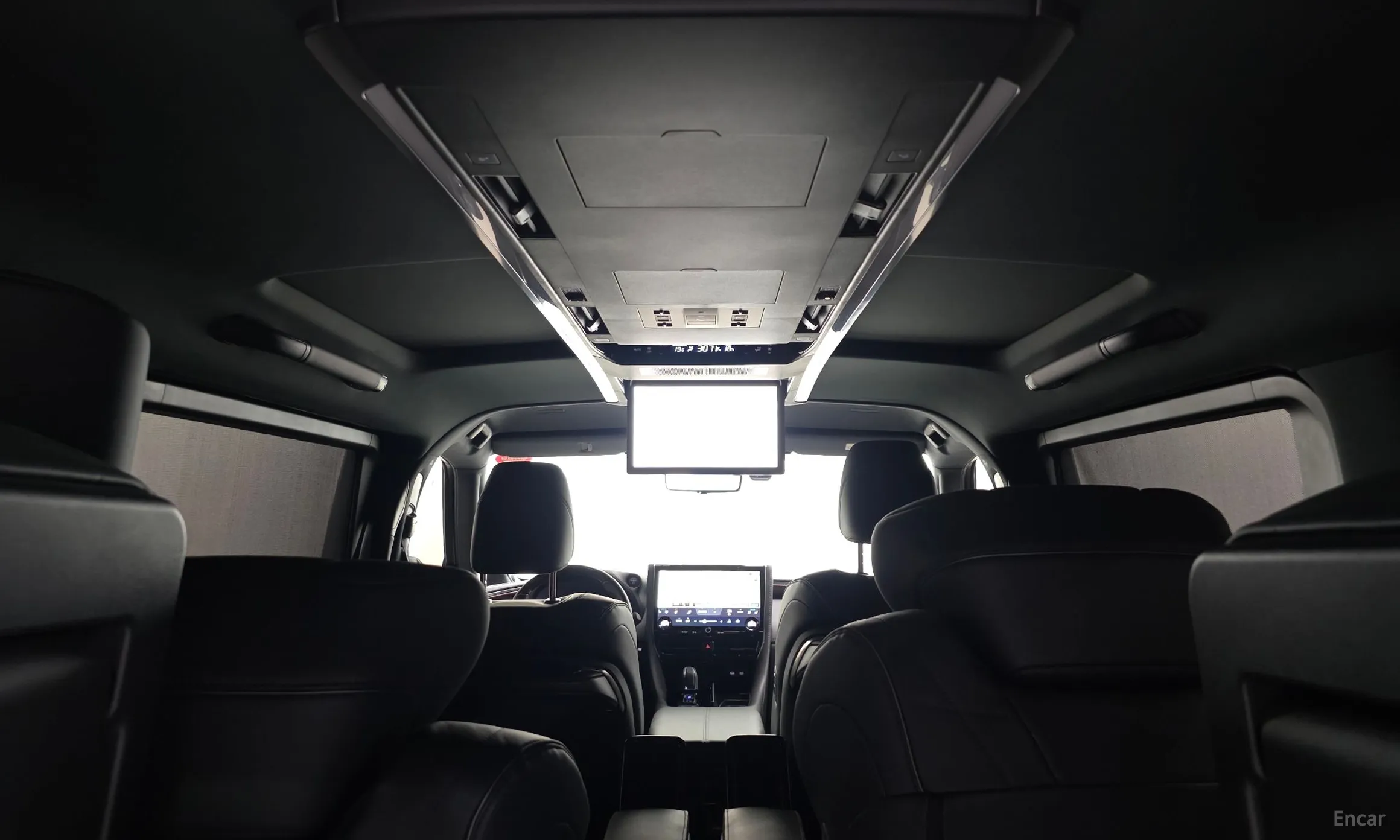Toyota Alphard 4th Generation превью 13