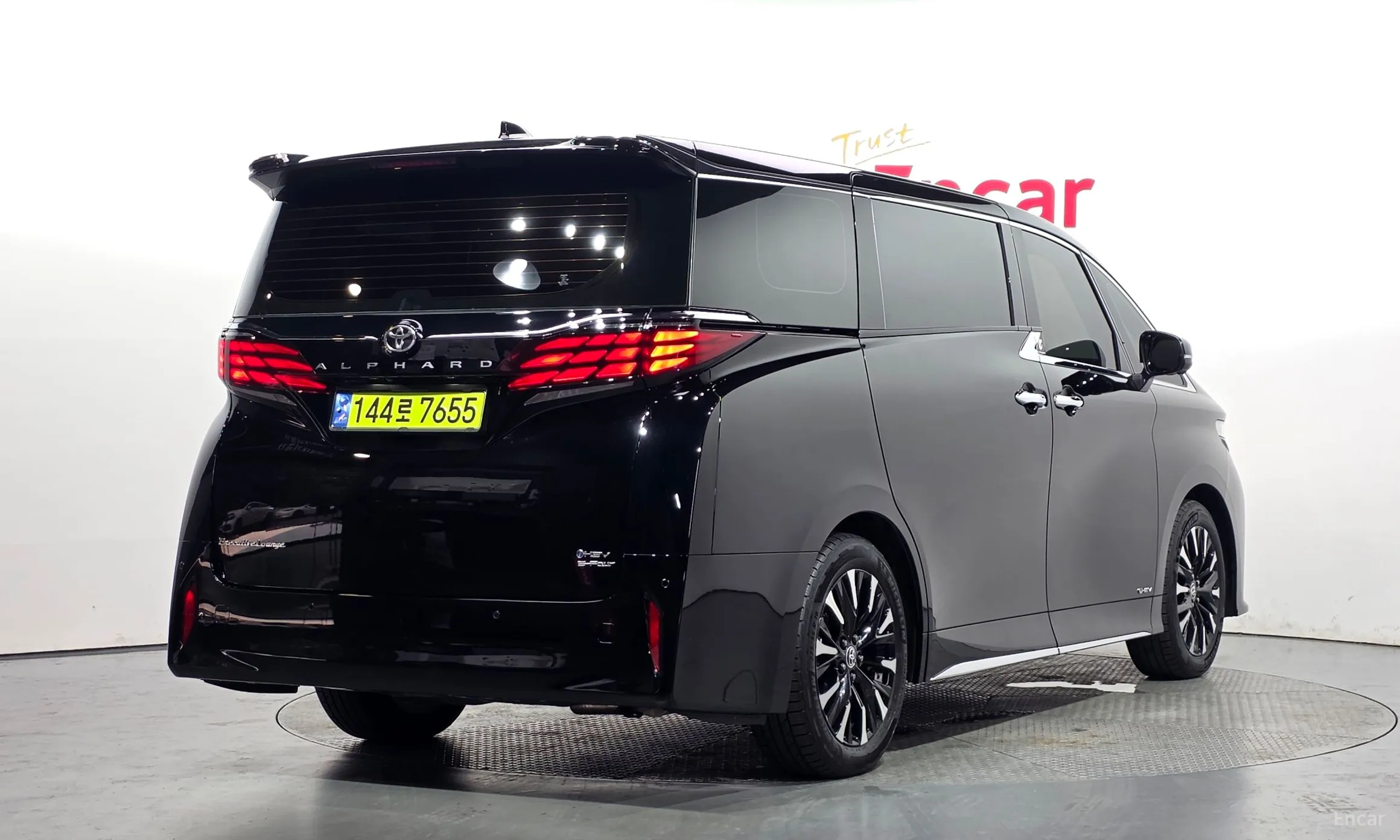 Toyota Alphard 4th Generation превью 2