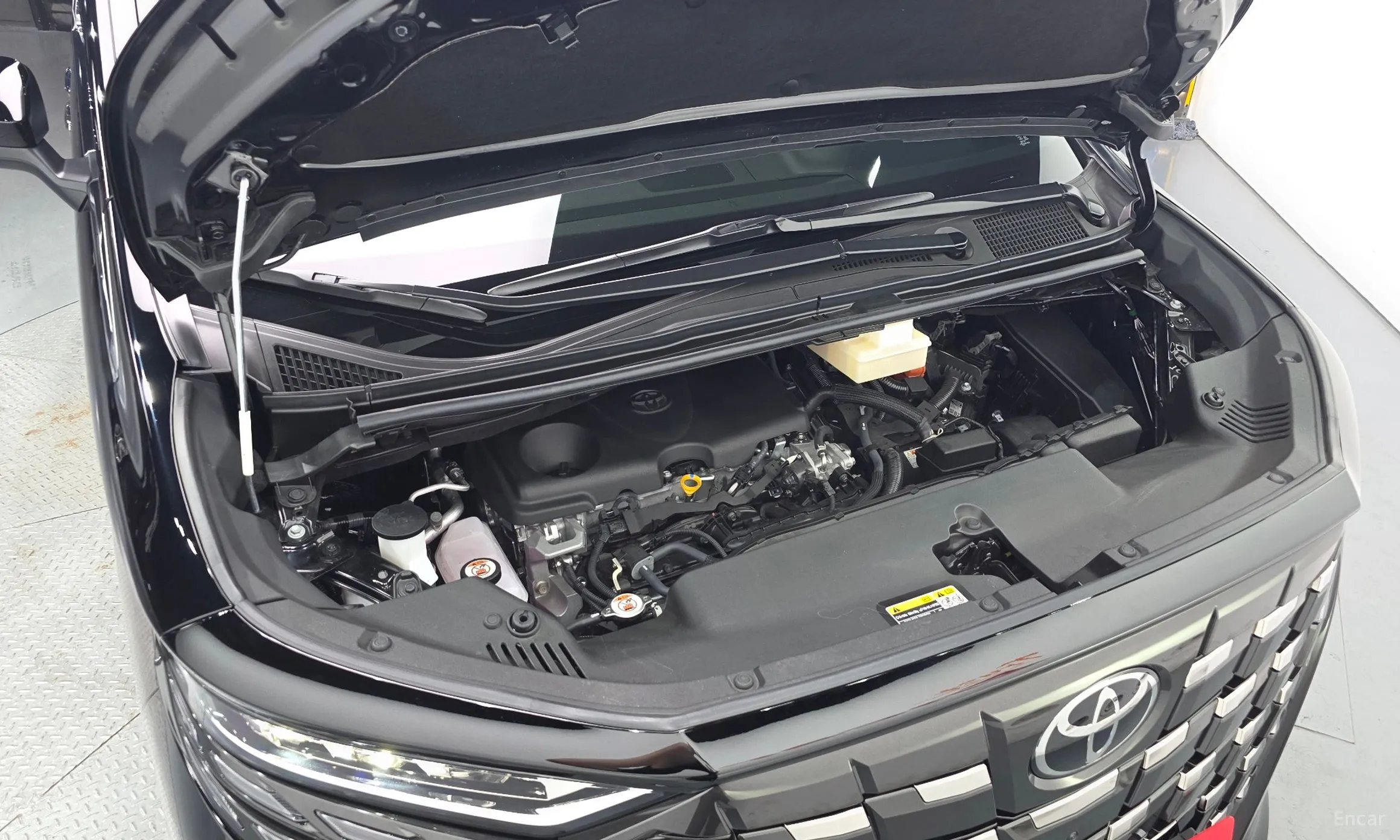 Toyota Alphard 4th Generation превью 6