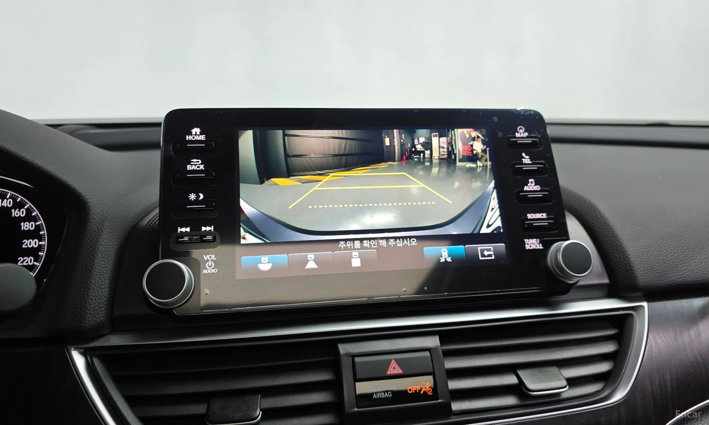 Honda Accord 10th Generation превью 15