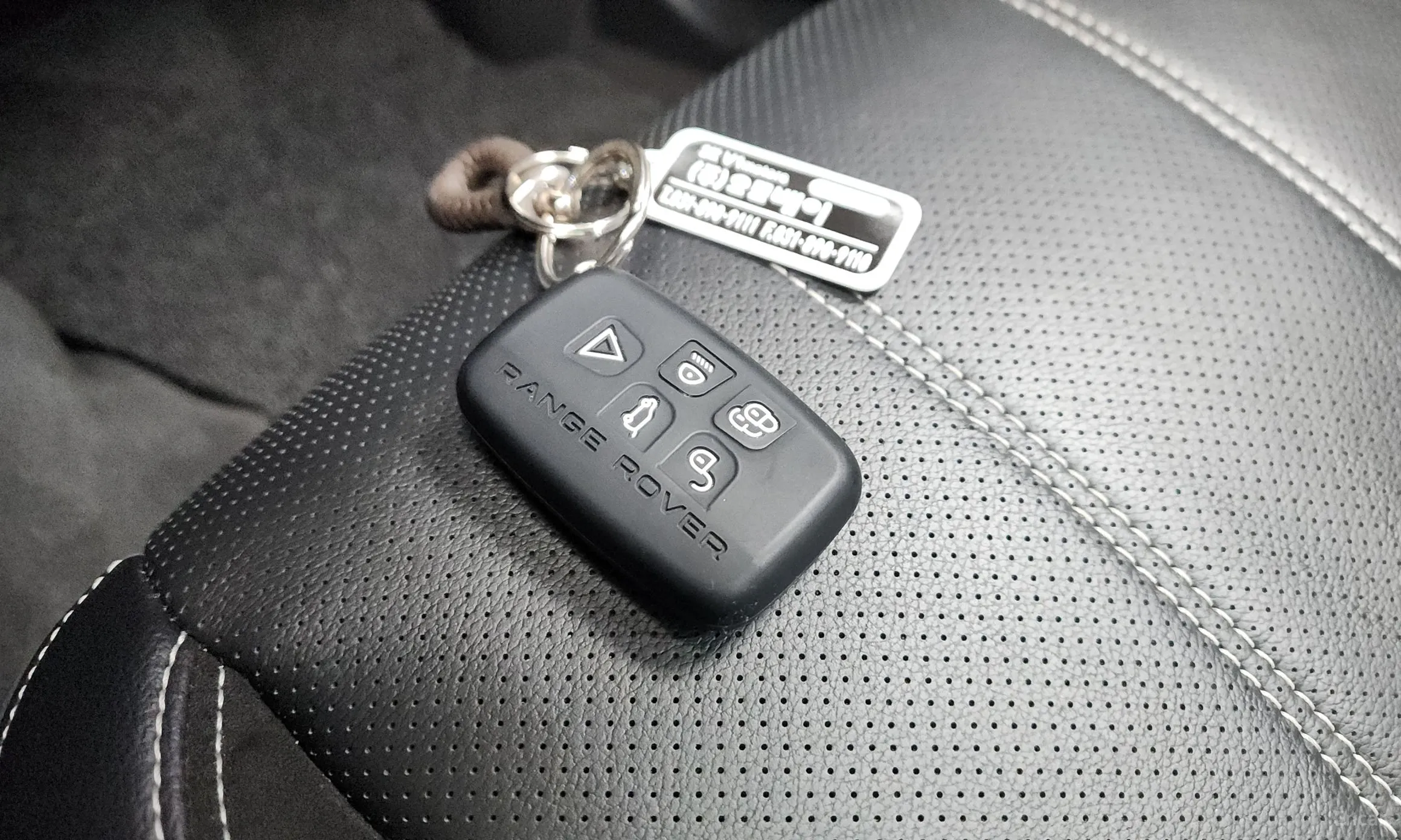 Land Rover Range Rover Bella превью 16