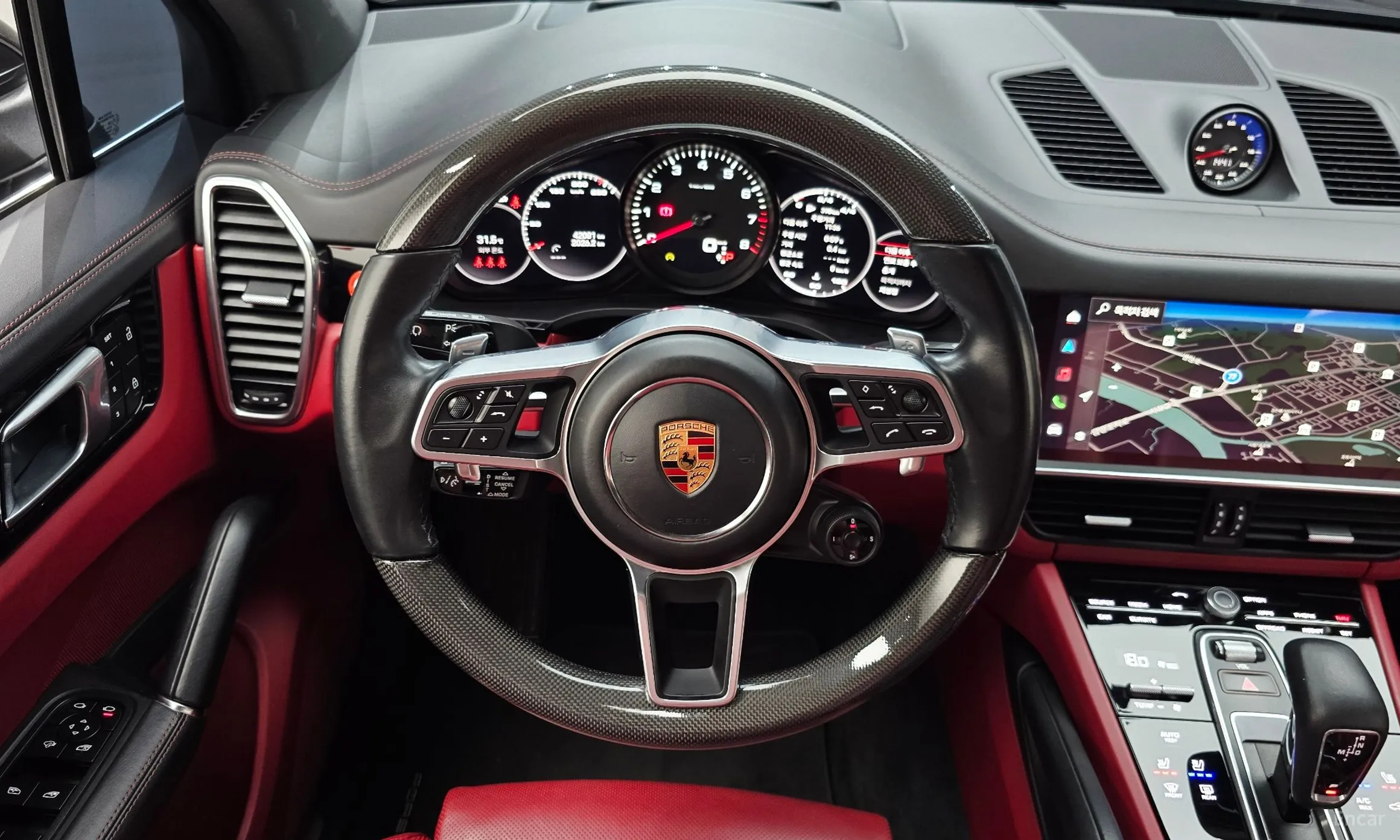Porsche Cayenne (PO536) превью 14