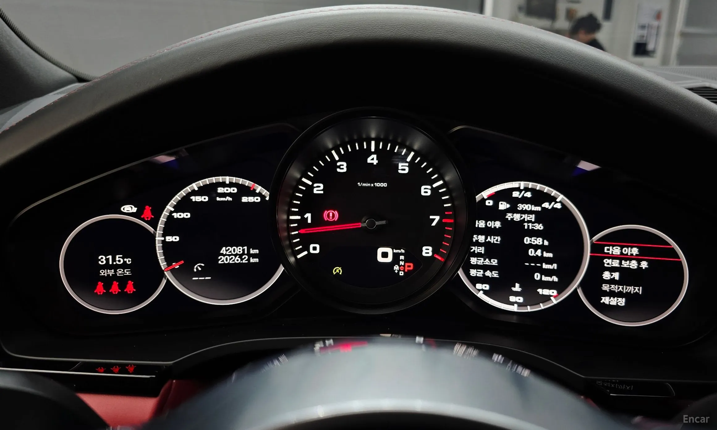 Porsche Cayenne (PO536) превью 8