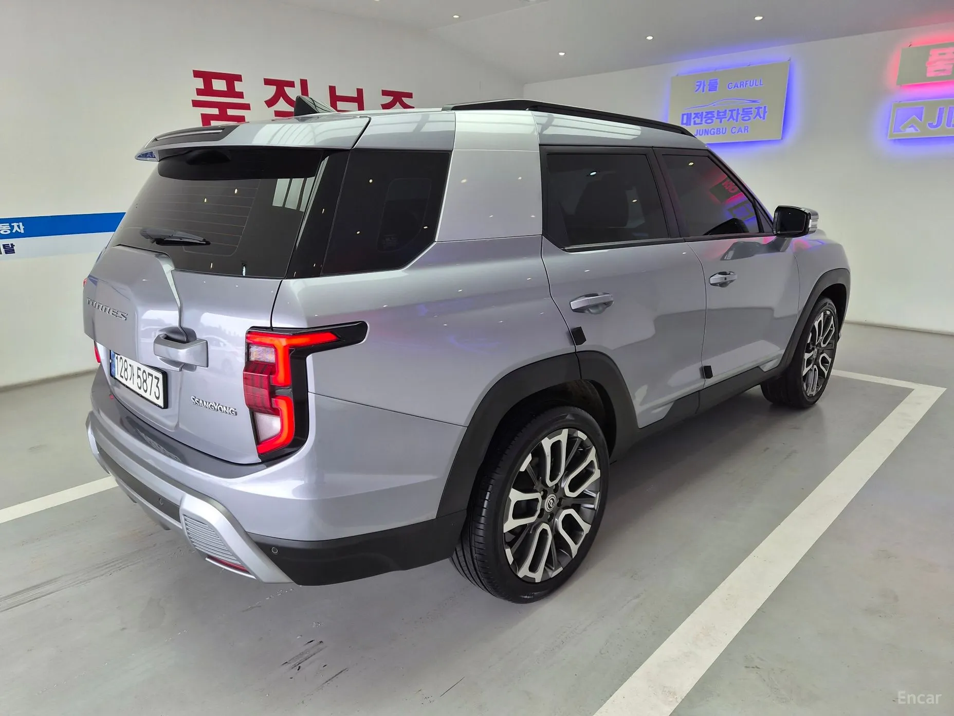 KG Mobility (SsangYong) Torres превью 6