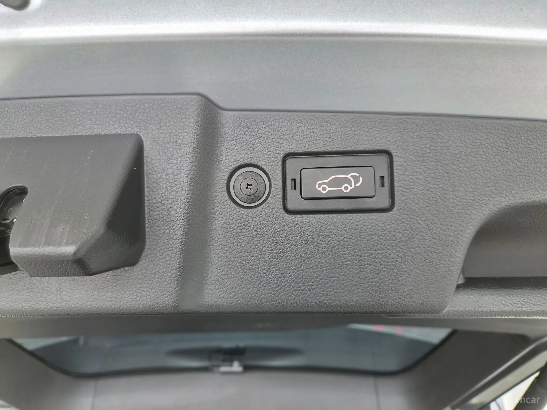 KG Mobility (SsangYong) Torres превью 8