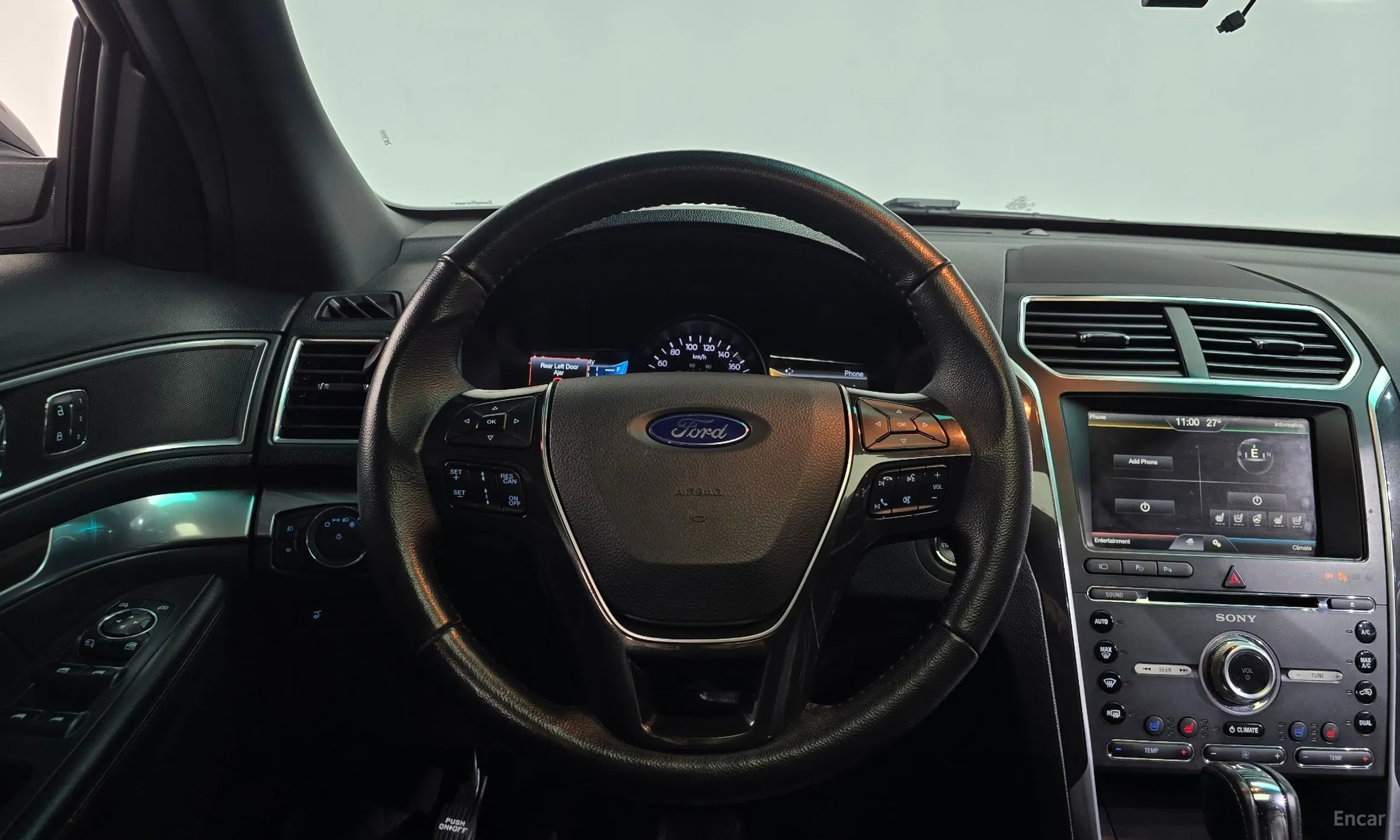 Ford Explorer превью 12