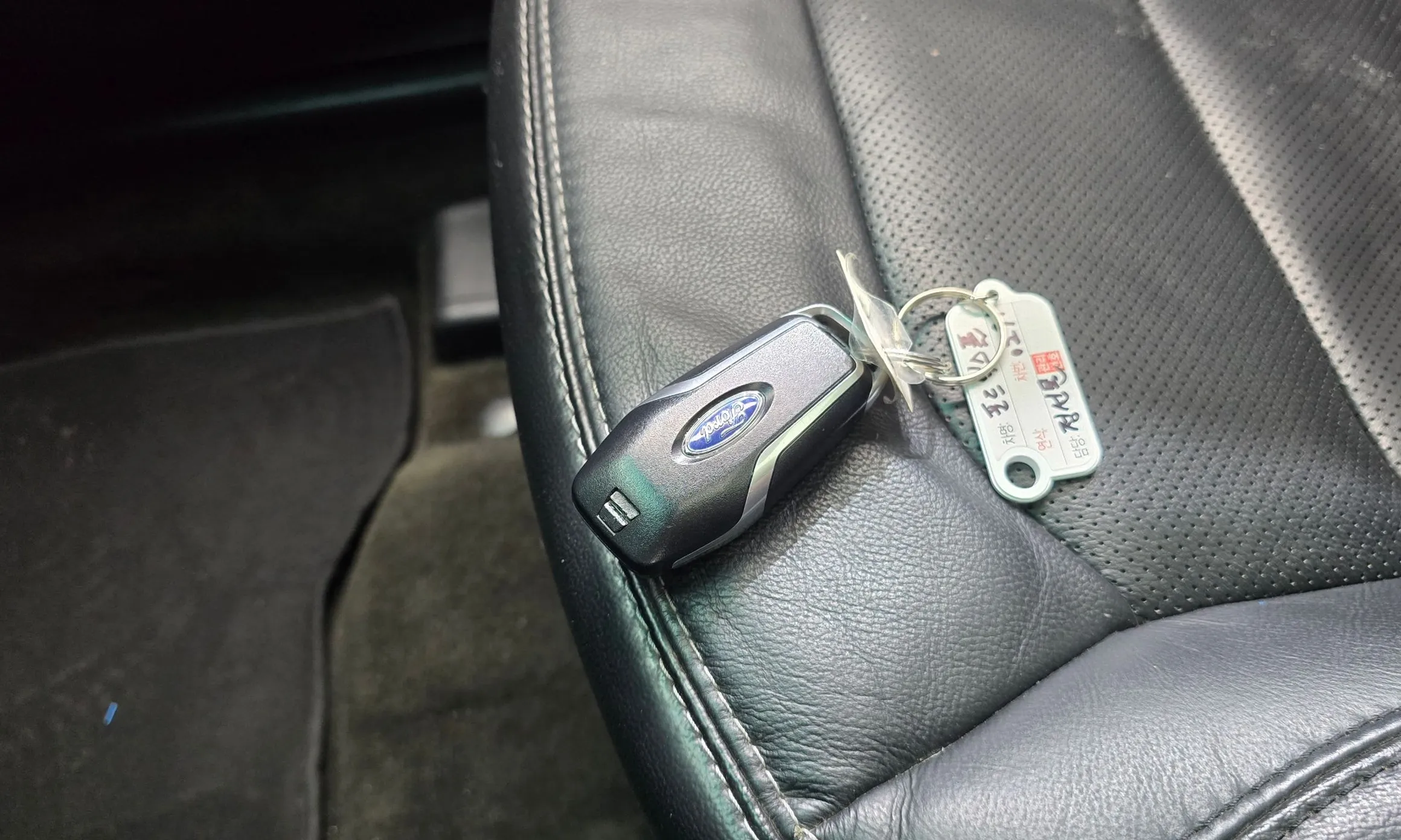 Ford Explorer превью 14