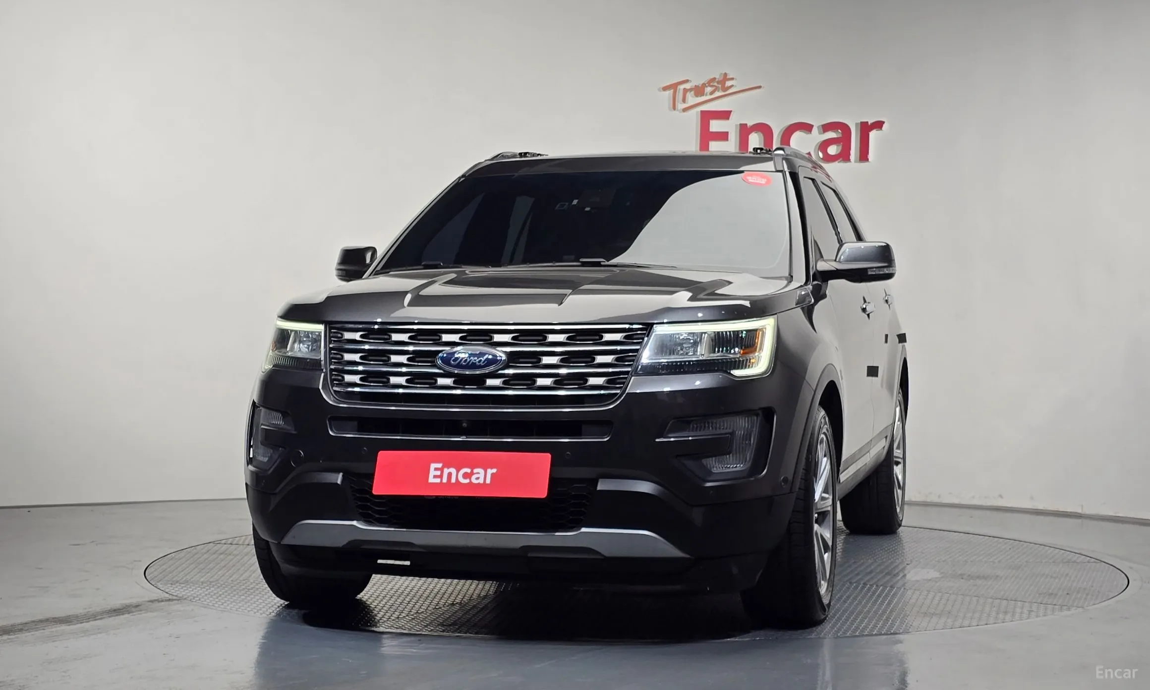 Ford Explorer превью 3