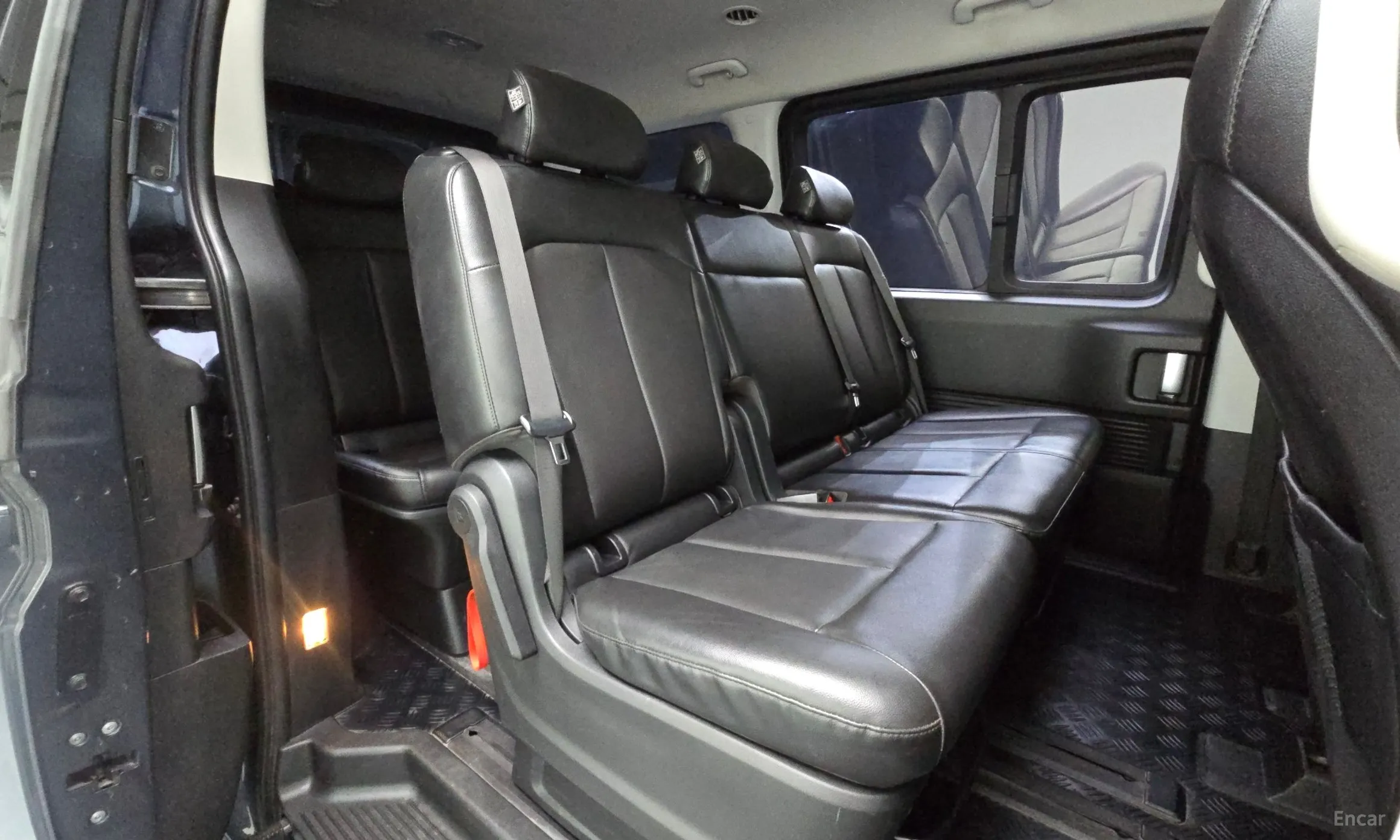 Hyundai Staria превью 11