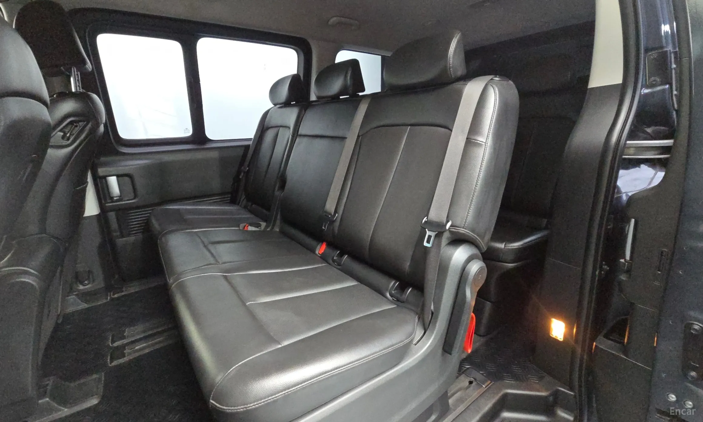 Hyundai Staria превью 12