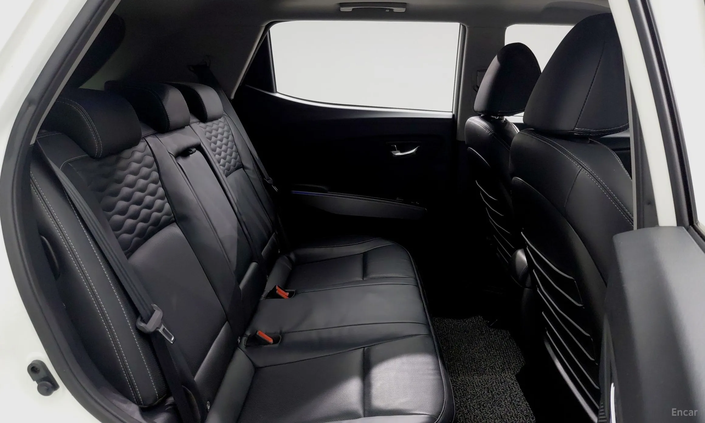 KG Mobility (SsangYong) Tivoli Armor превью 10
