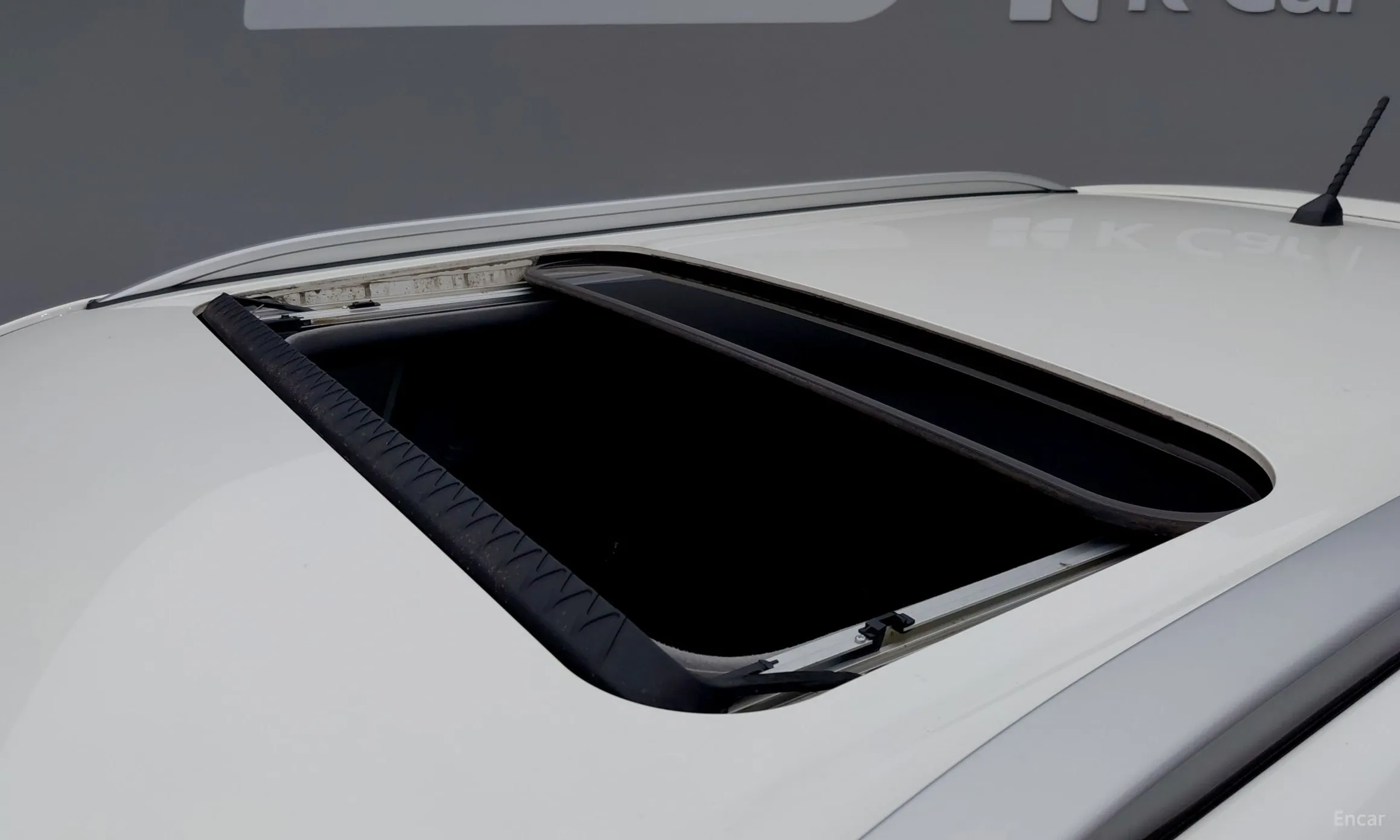 KG Mobility (SsangYong) Tivoli Armor превью 19