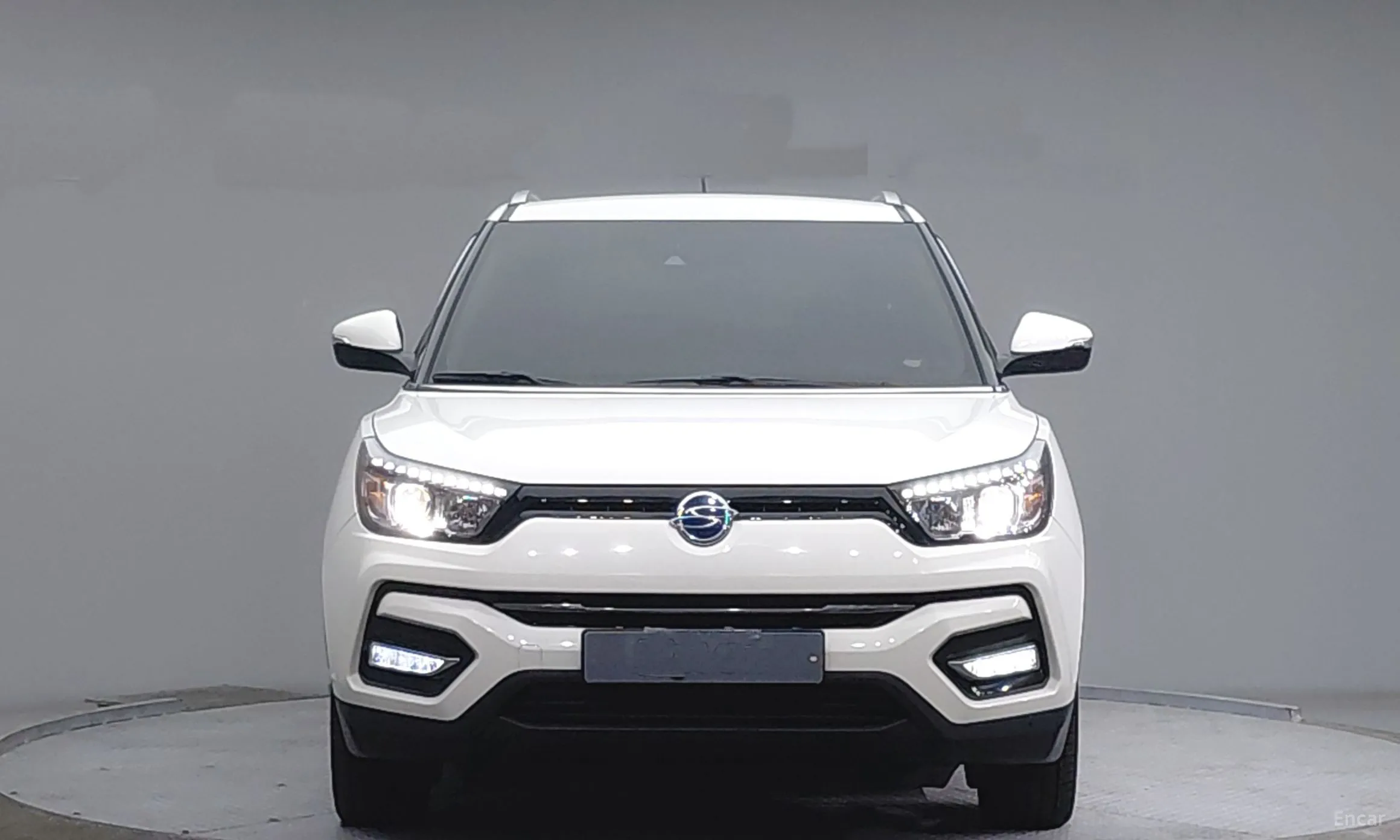 KG Mobility (SsangYong) Tivoli Armor превью 3