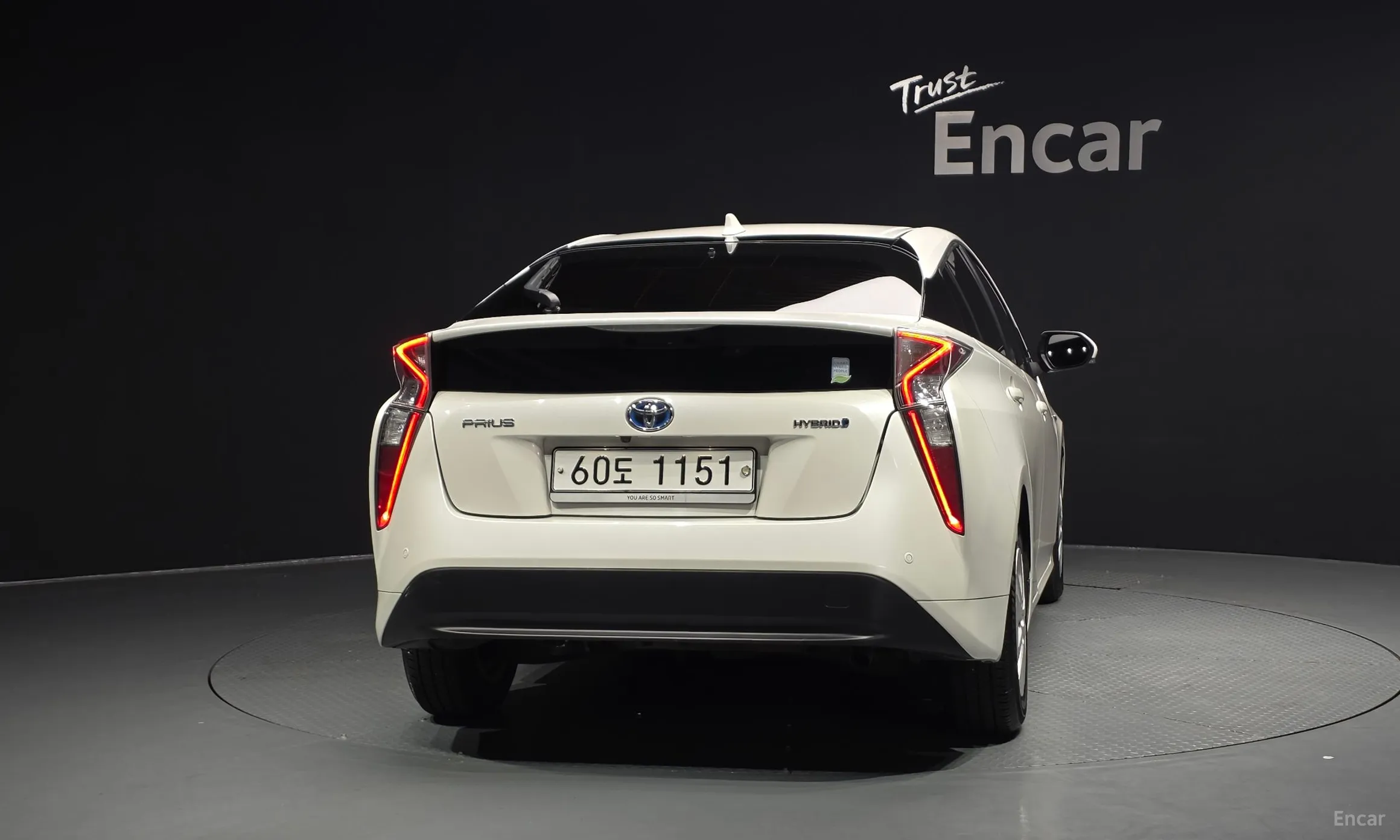 Toyota Prius 4th Generation превью 4