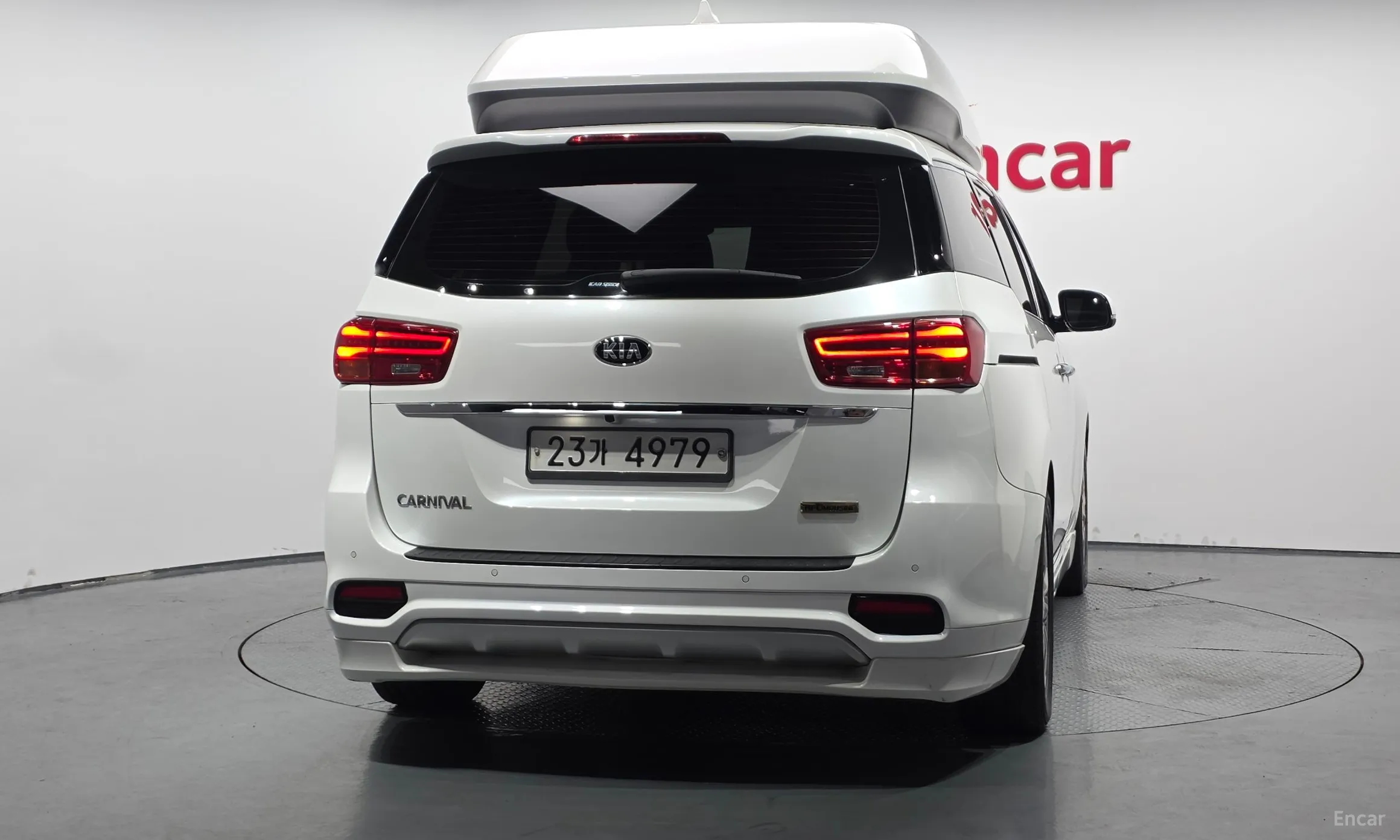 Kia Carnival превью 4
