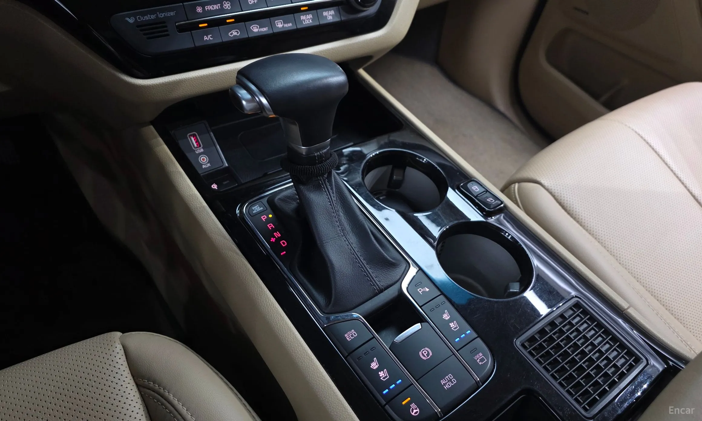 Kia Carnival превью 9