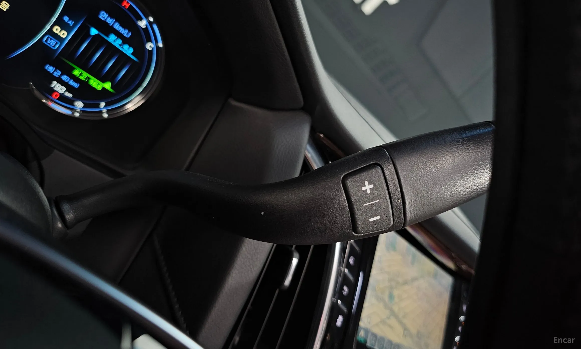 Cadillac Escalade превью 9