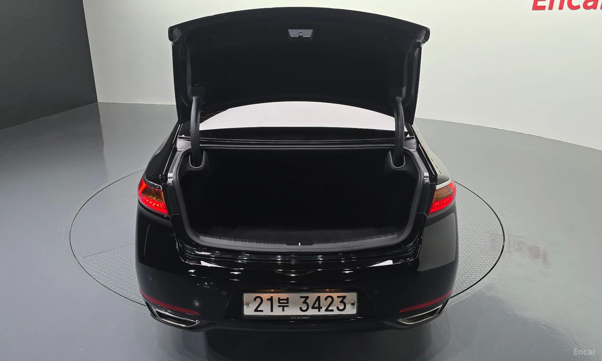 Kia K7 превью 20
