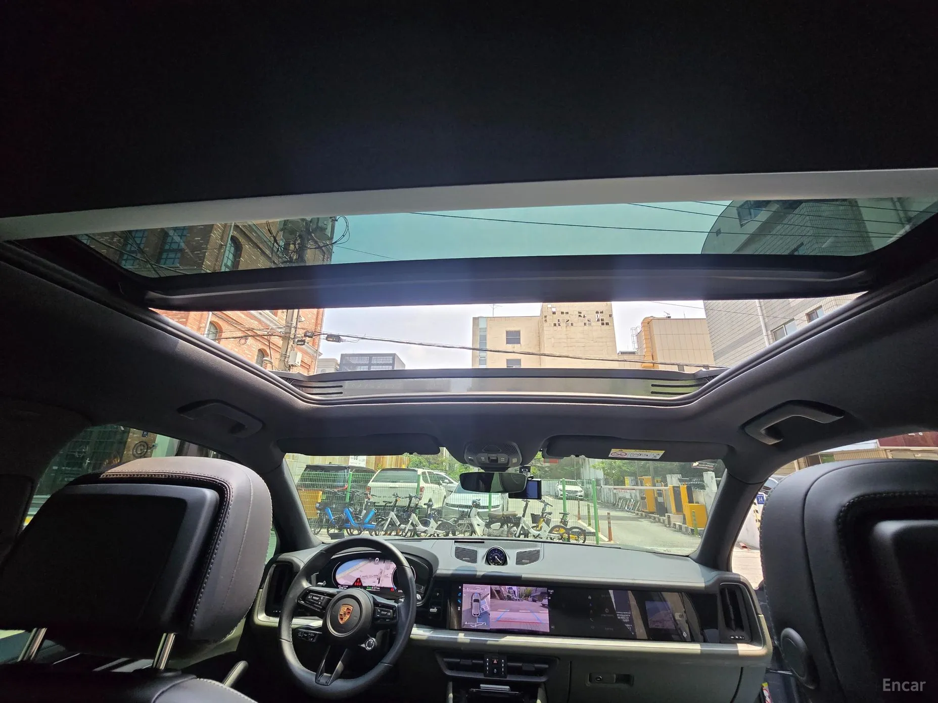 Porsche Cayenne (PO536) превью 12