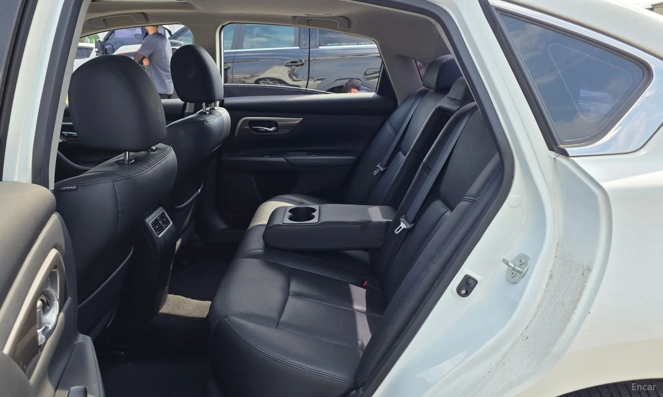 Nissan Altima превью 12