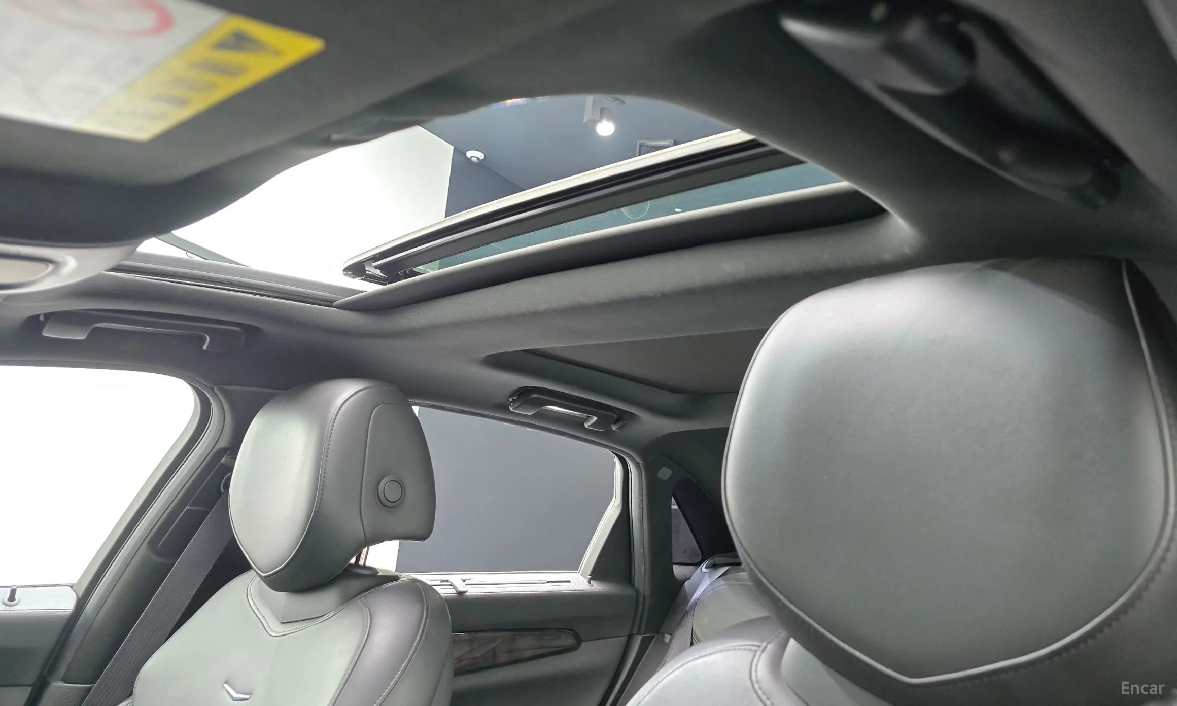 Cadillac CT6 превью 15