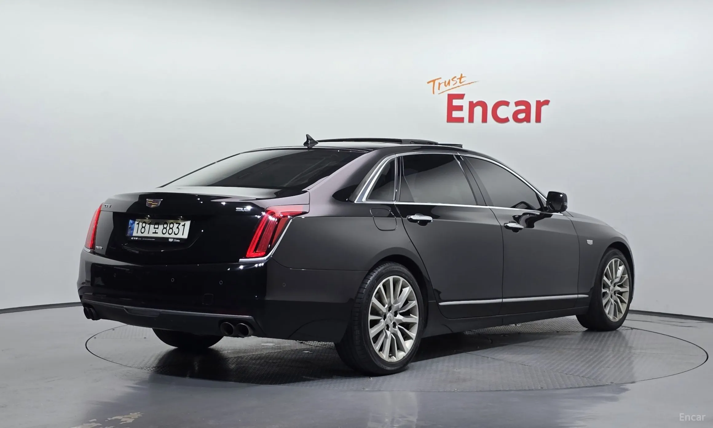 Cadillac CT6 превью 2