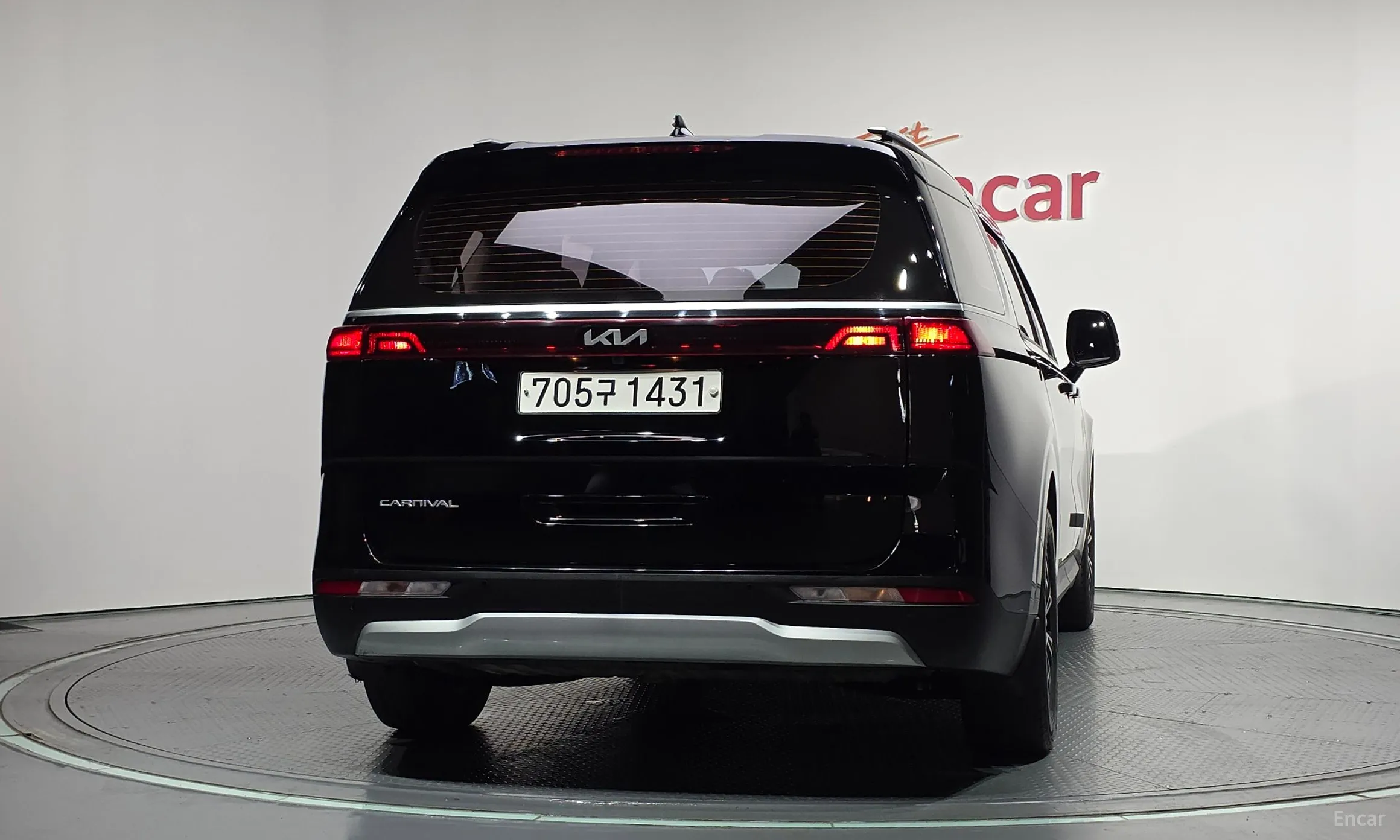 Kia Carnival Gen 4 превью 4