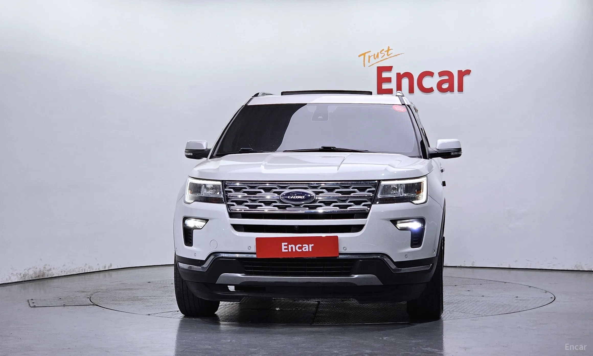 Ford Explorer превью 3