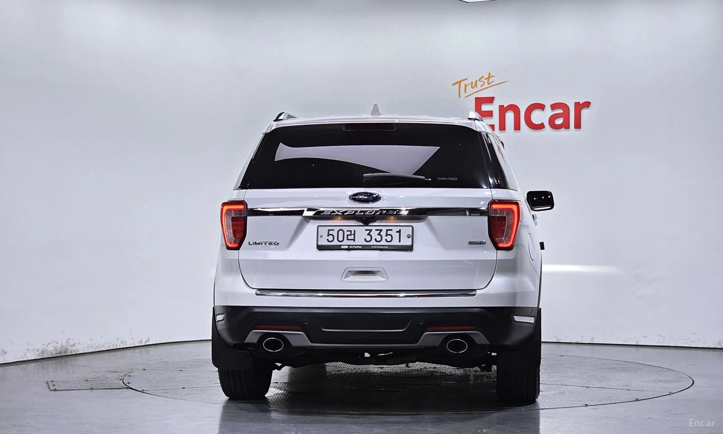 Ford Explorer превью 4