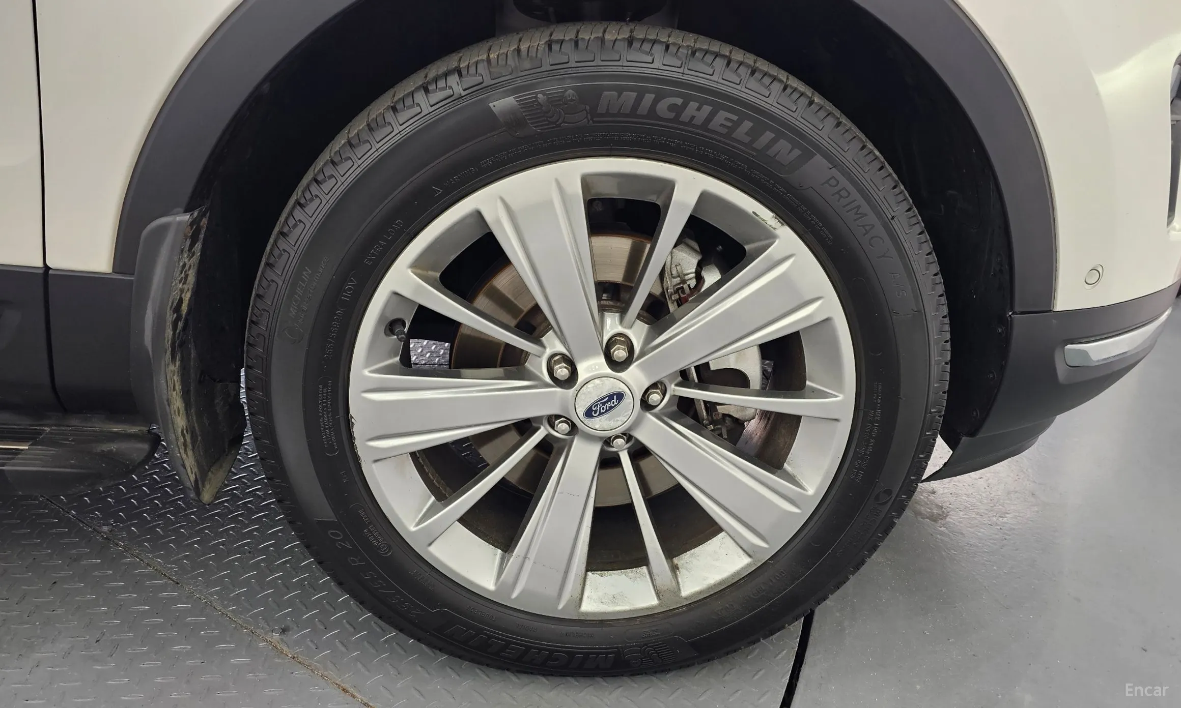 Ford Explorer превью 5