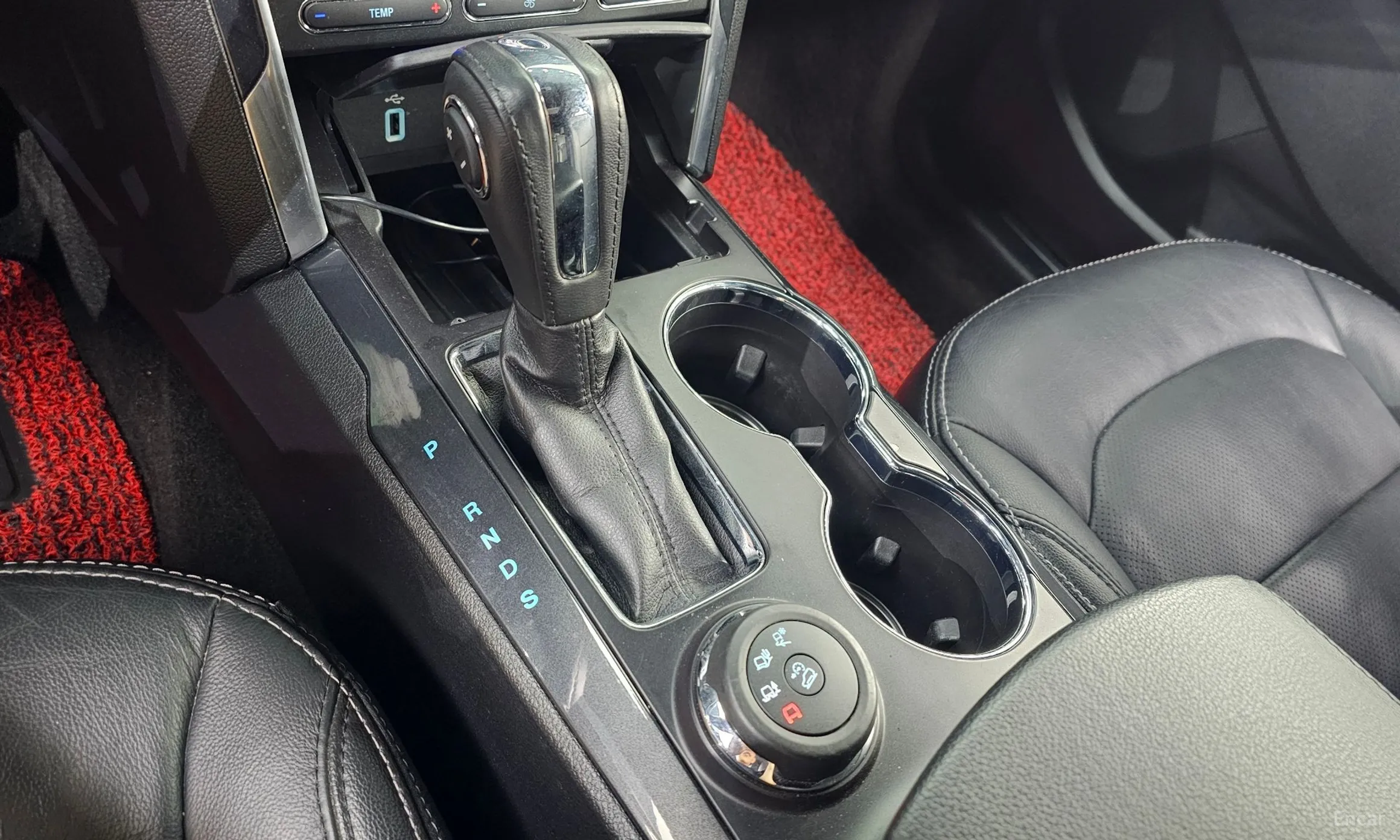 Ford Explorer превью 9