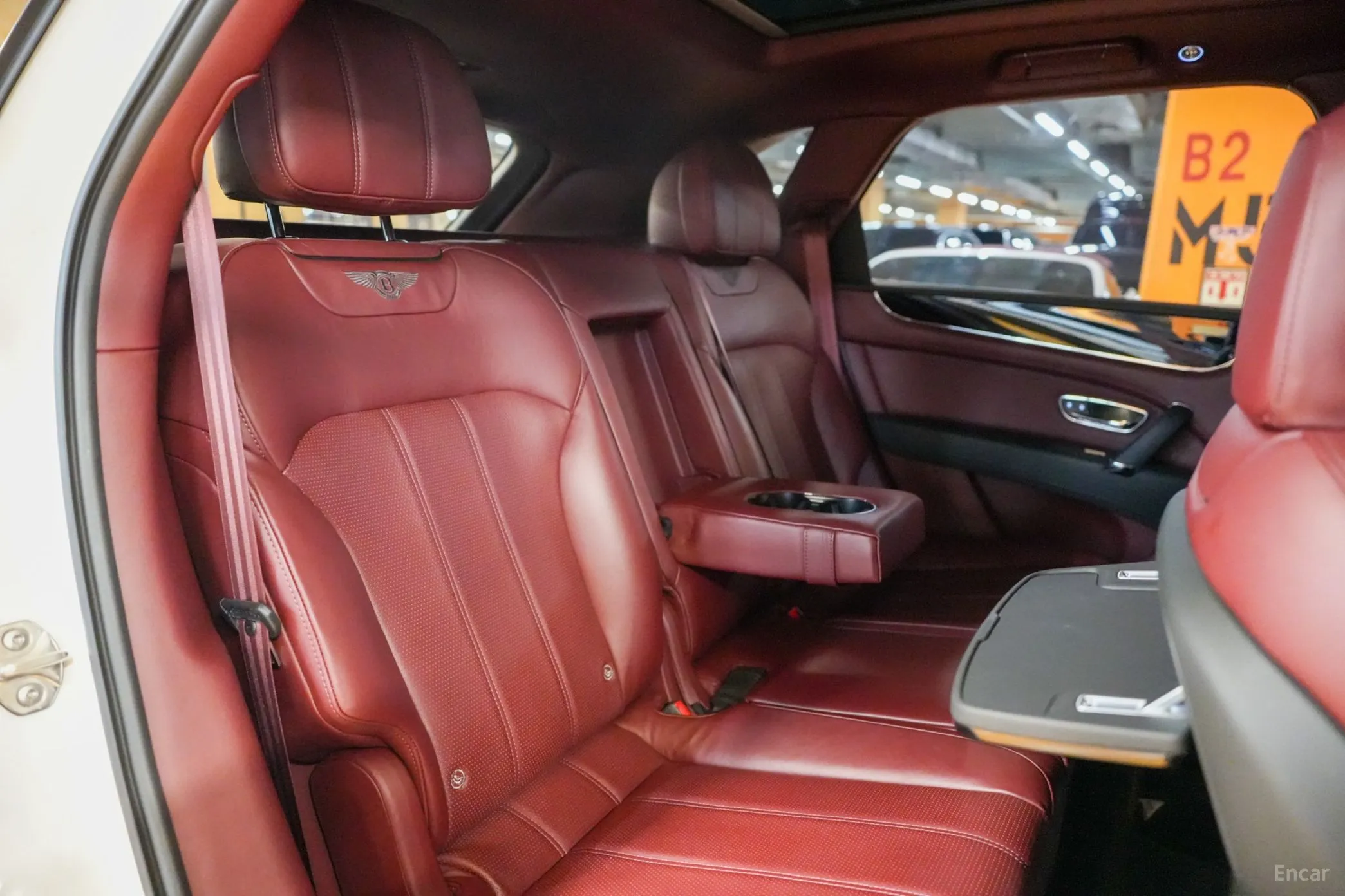Bentley Bentayga превью 20