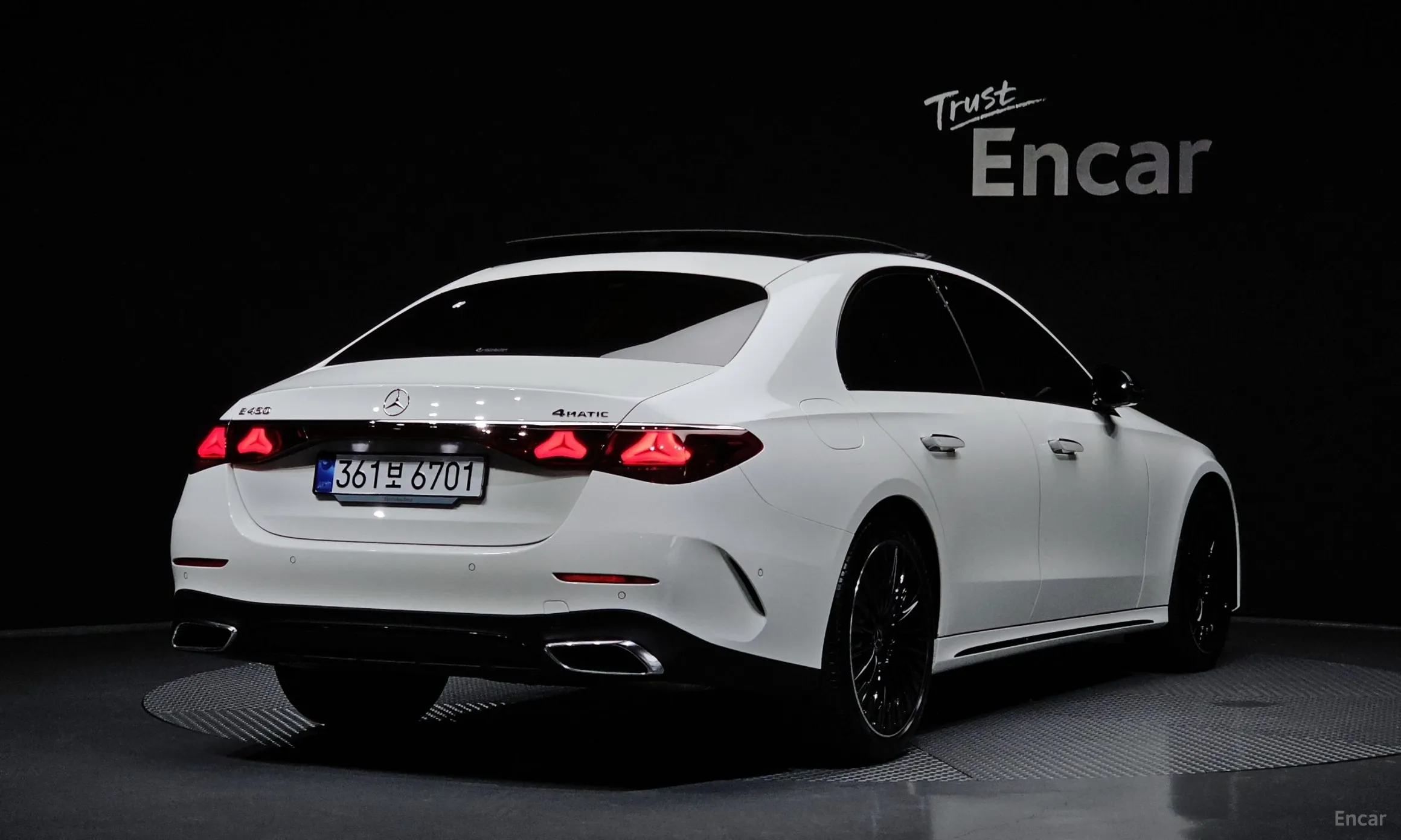 Mercedes Benz E-Class W214
