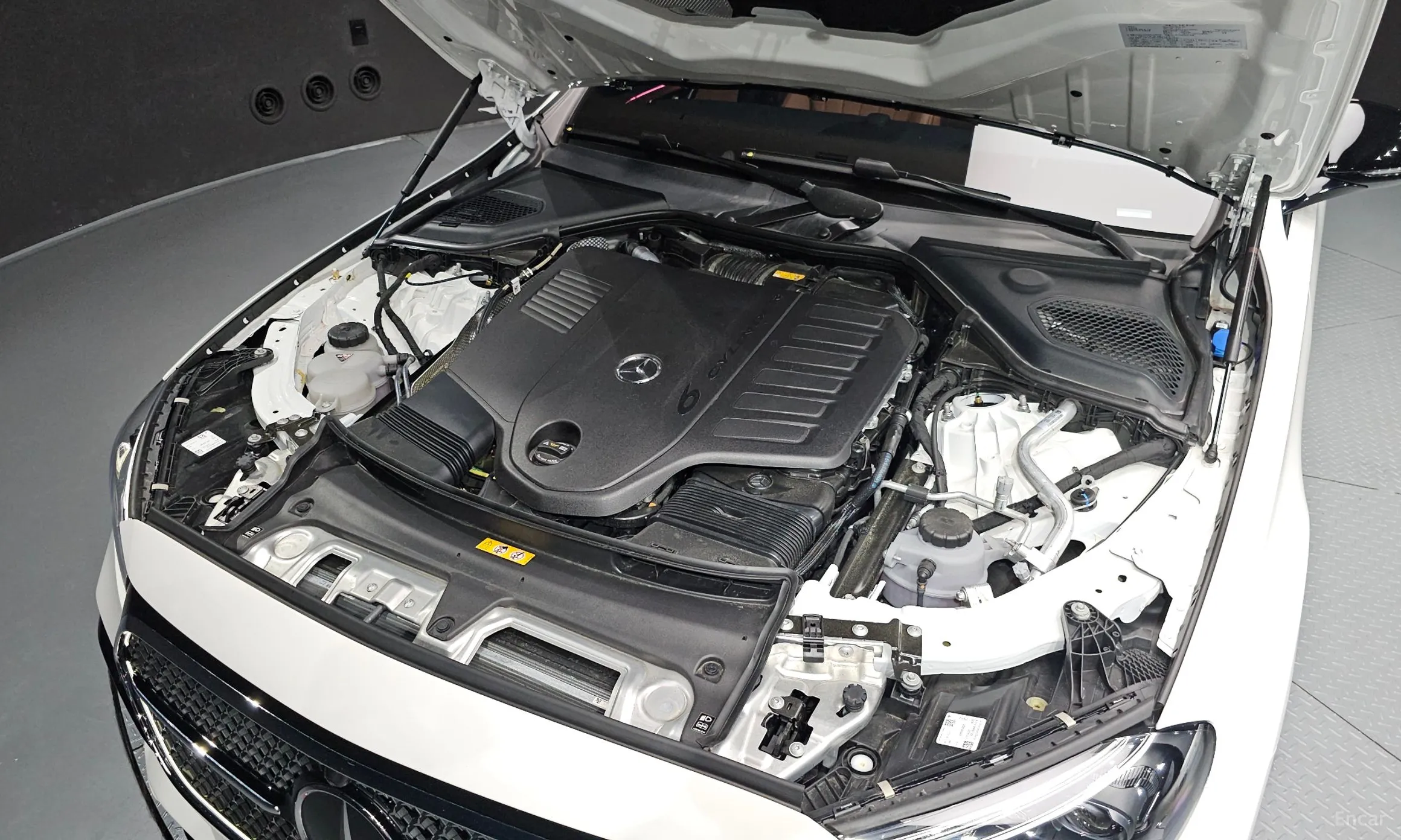 Mercedes Benz E-Class W214 превью 6