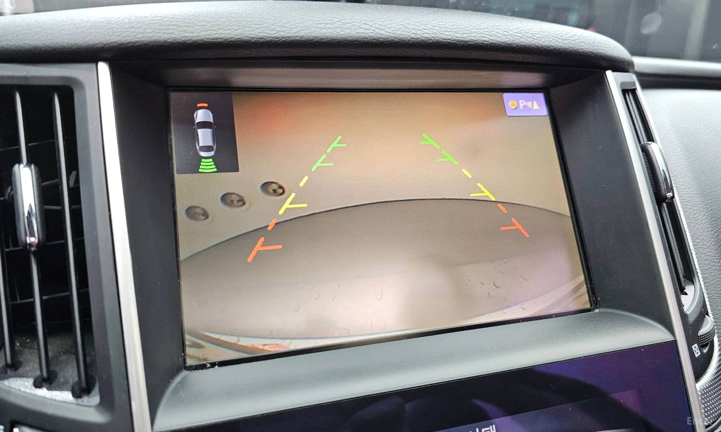 Infiniti Q50 превью 17