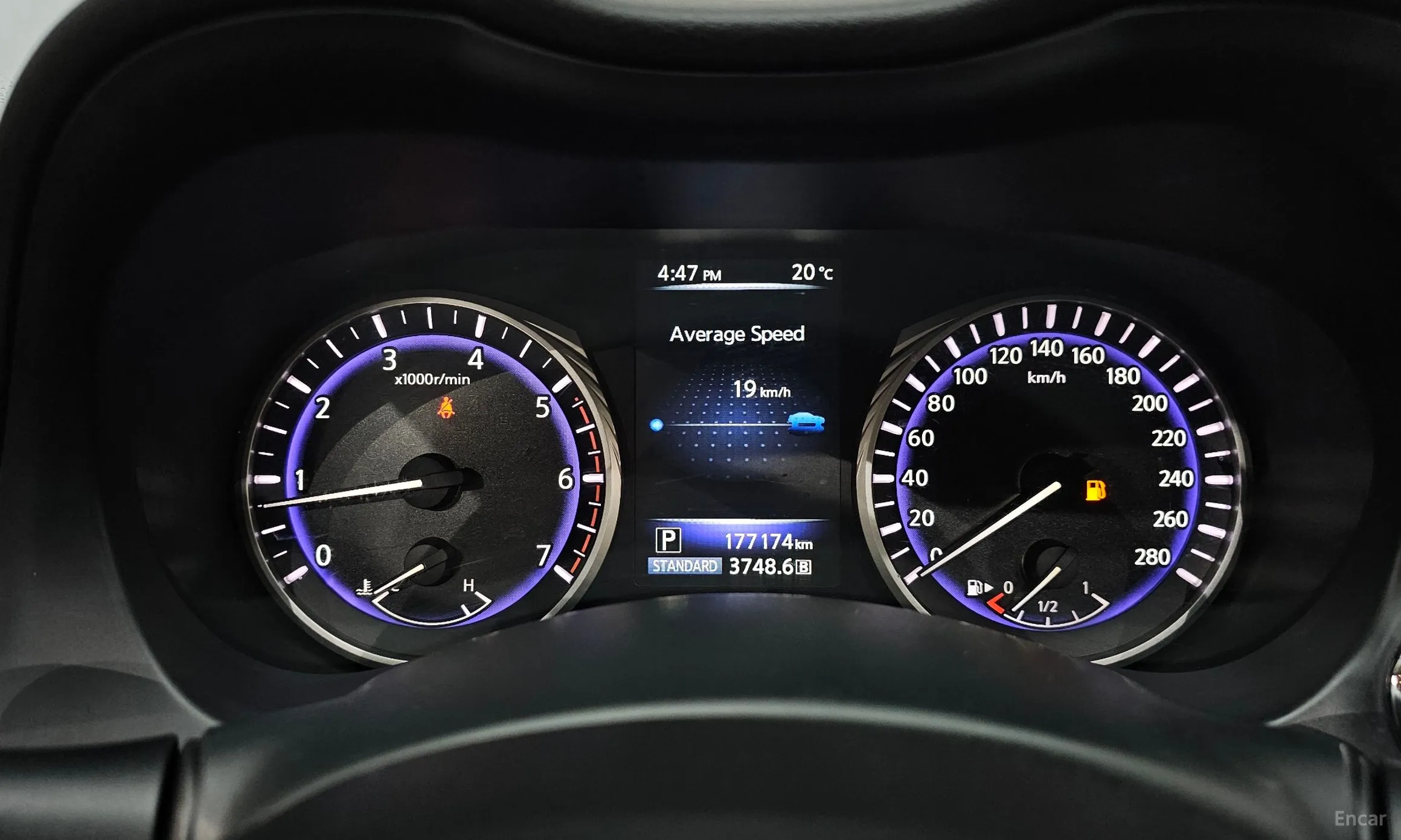 Infiniti Q50 превью 8